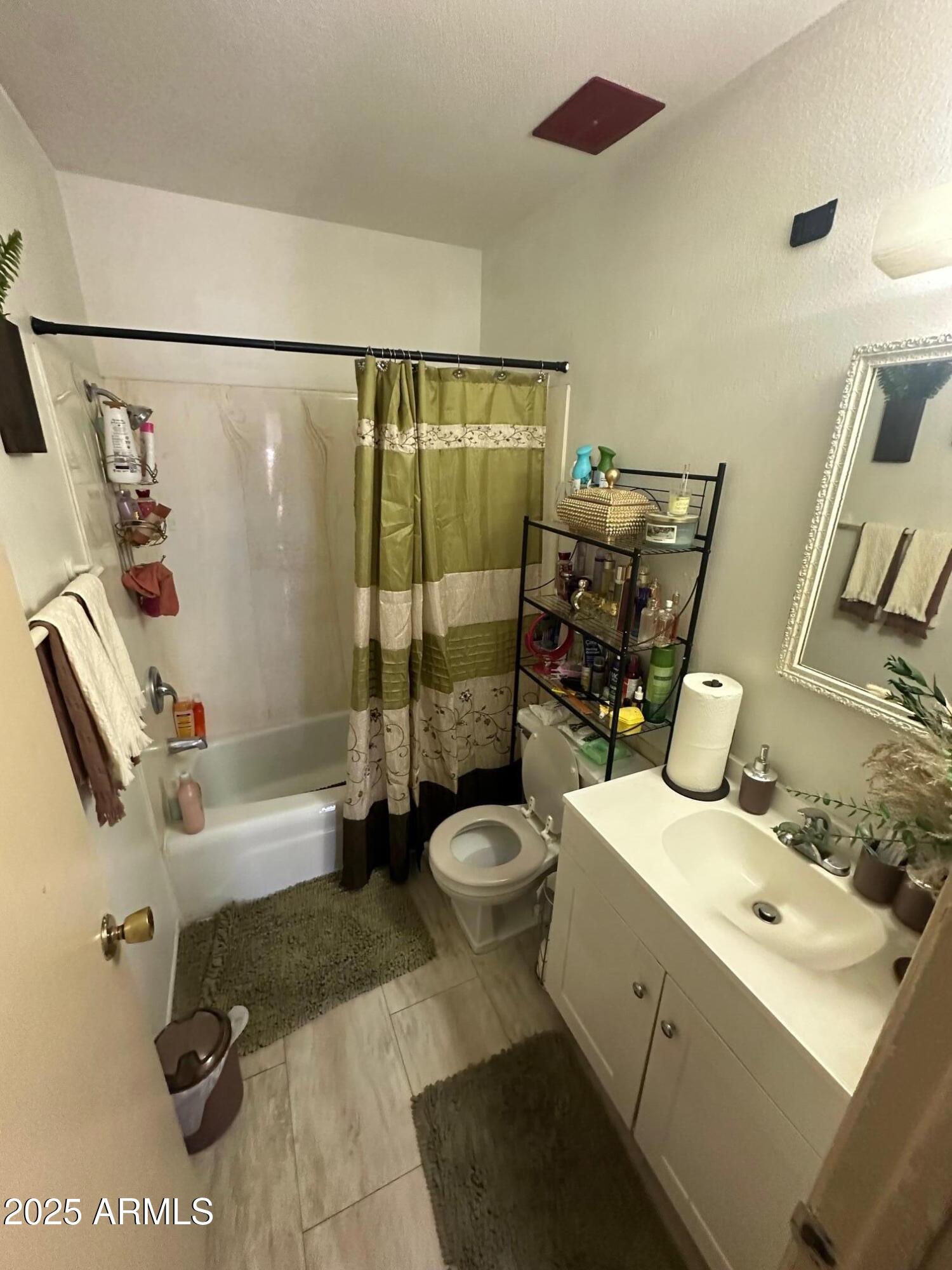 1145 W SOUTHERN Avenue