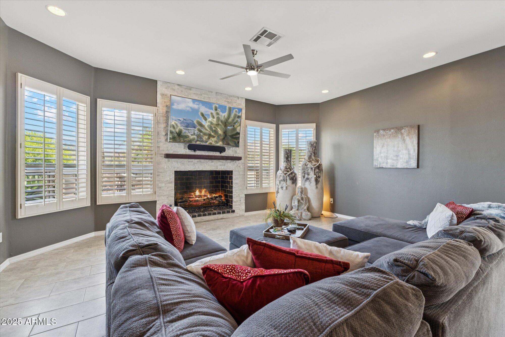 8540 E MCDOWELL Road, 10
