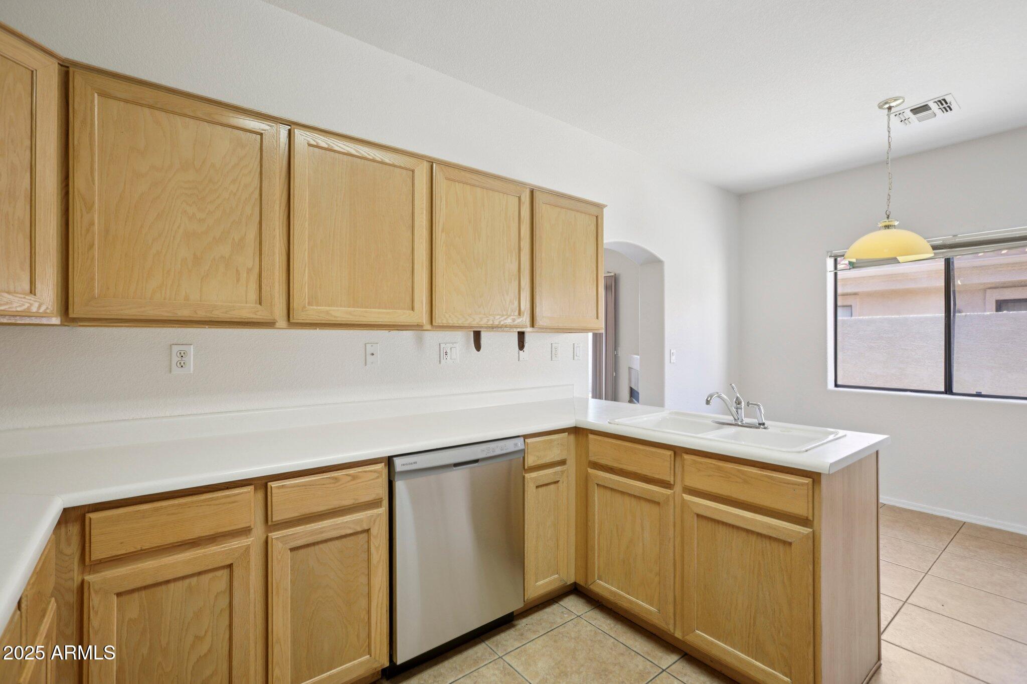 45 E 9TH Place, 31, Mesa Unit: 31