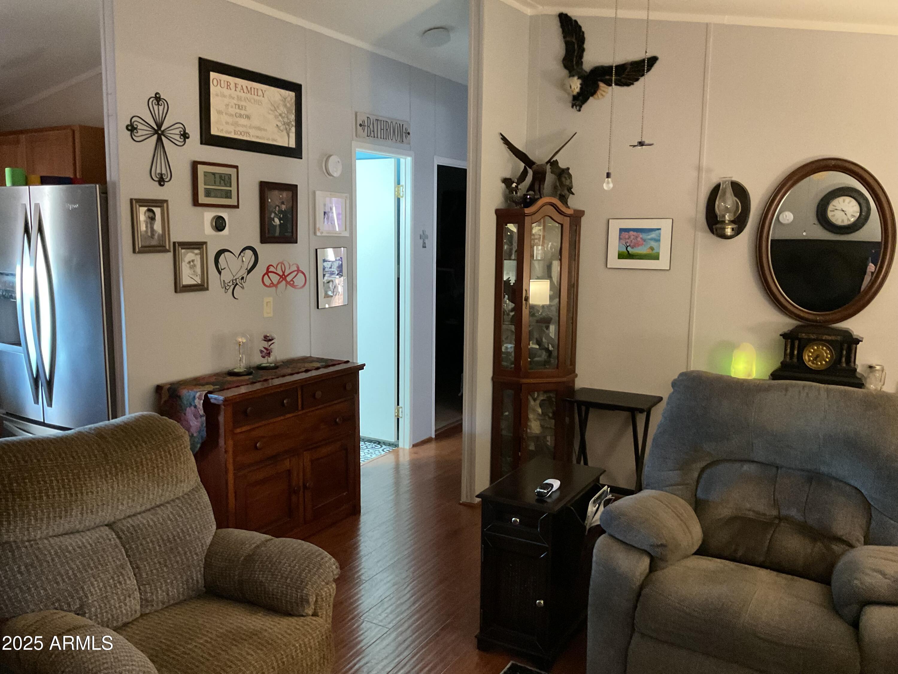 980 E Broadway Avenue, 37