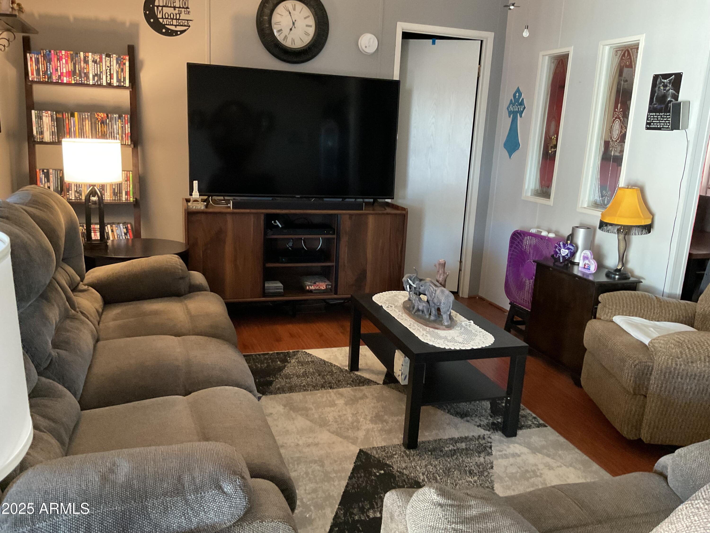 980 E Broadway Avenue, 37