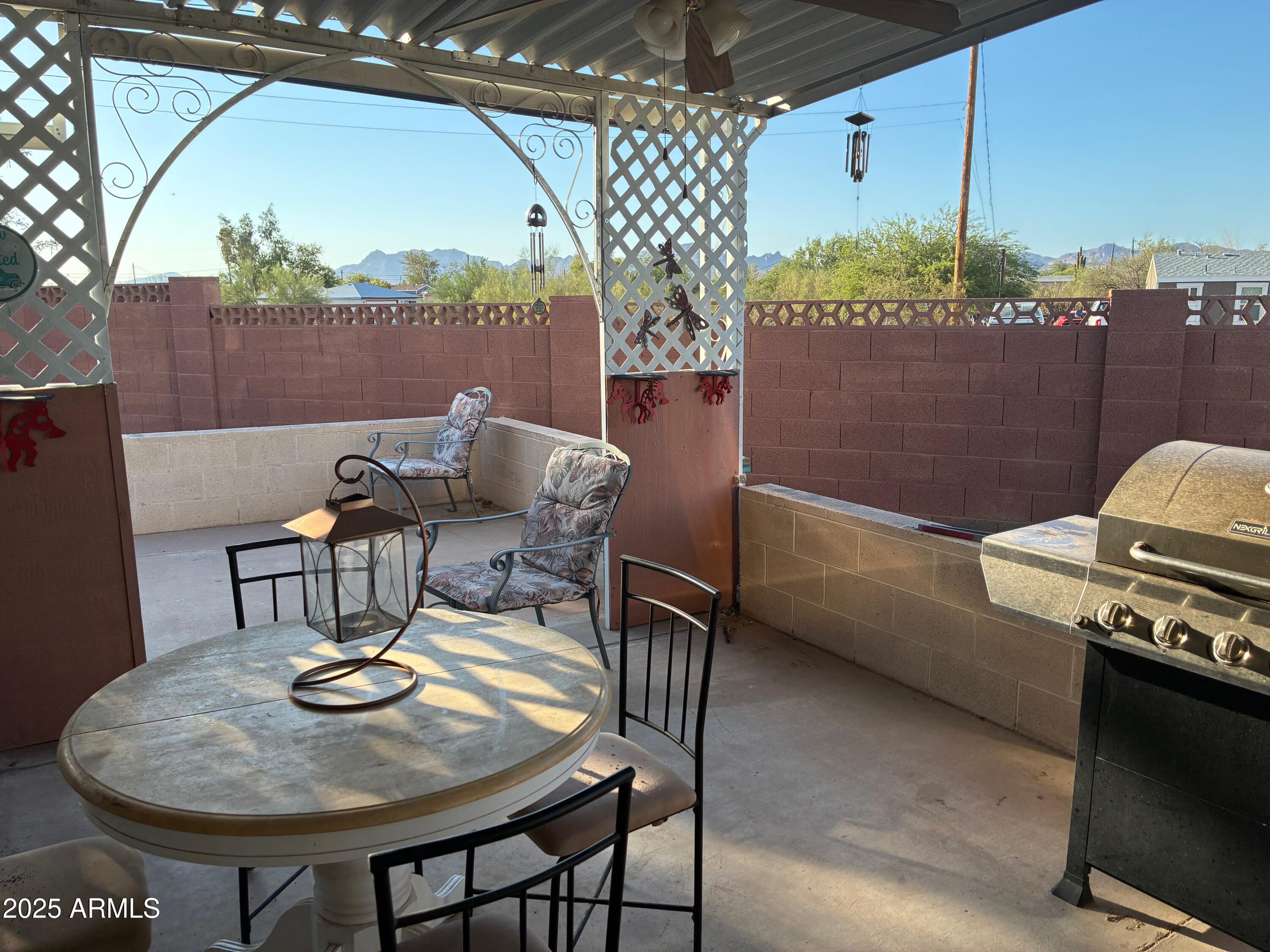 980 E Broadway Avenue, 37