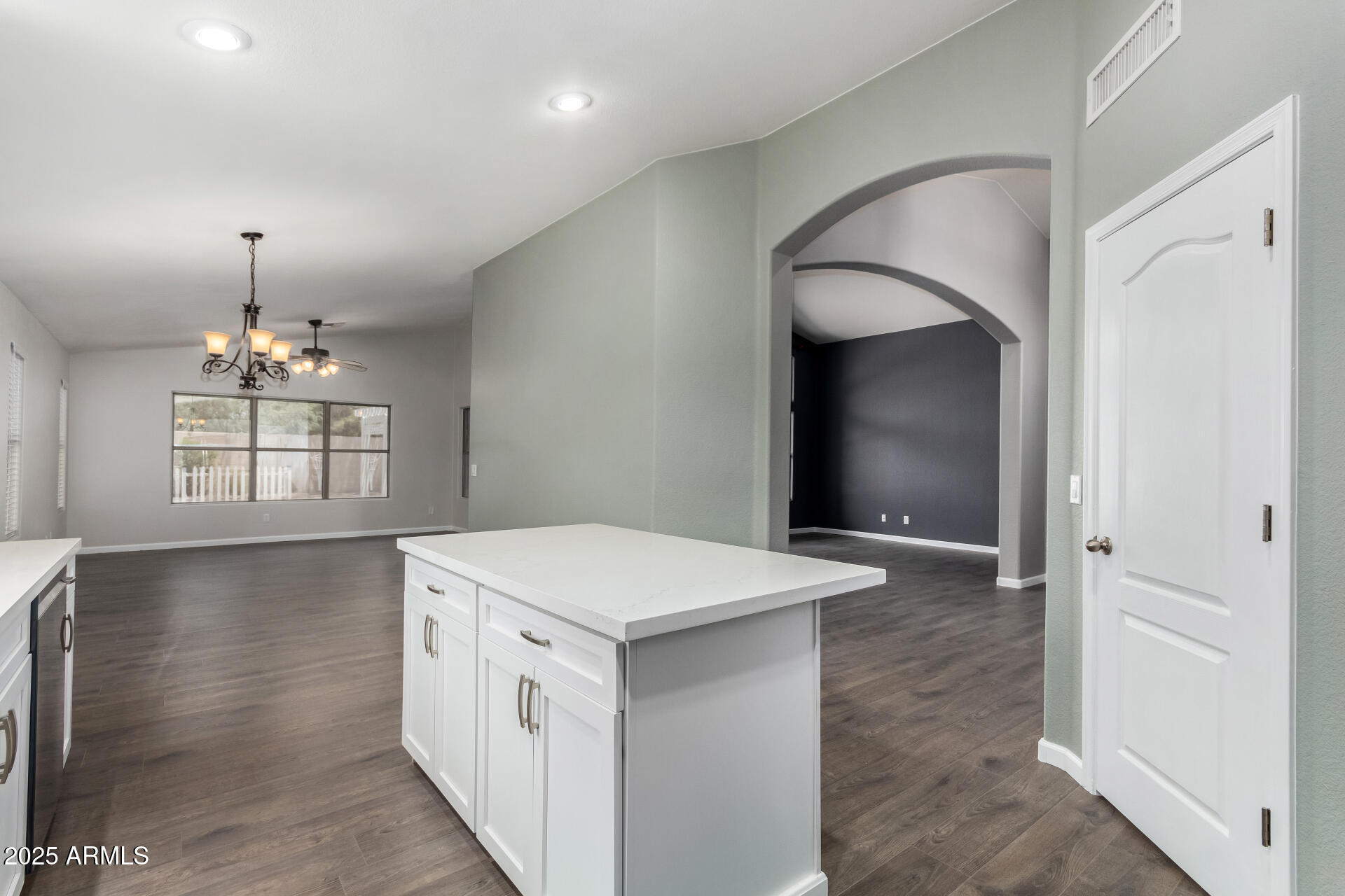 2236 E SARATOGA Street