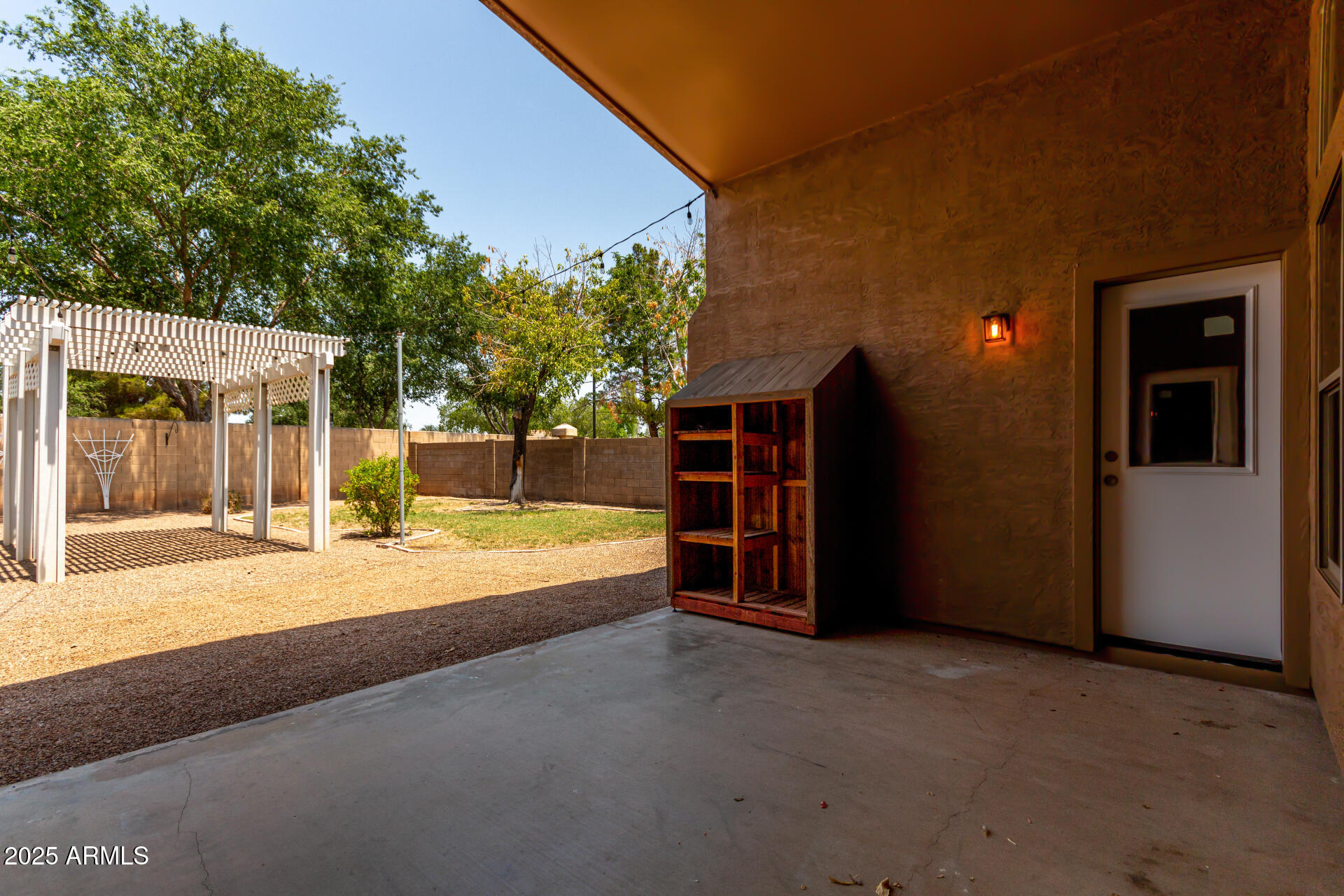 2236 E SARATOGA Street