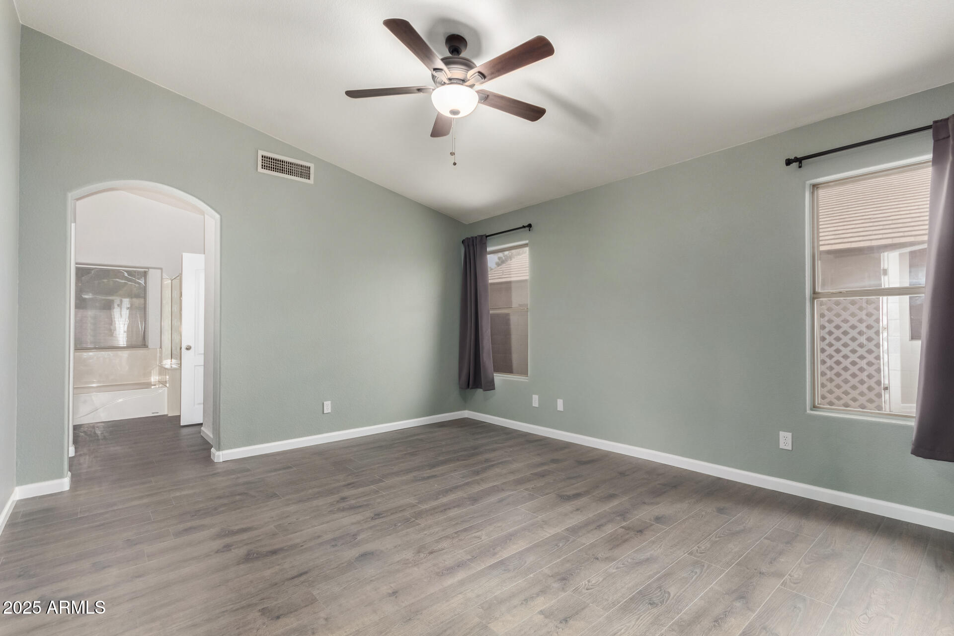 2236 E SARATOGA Street