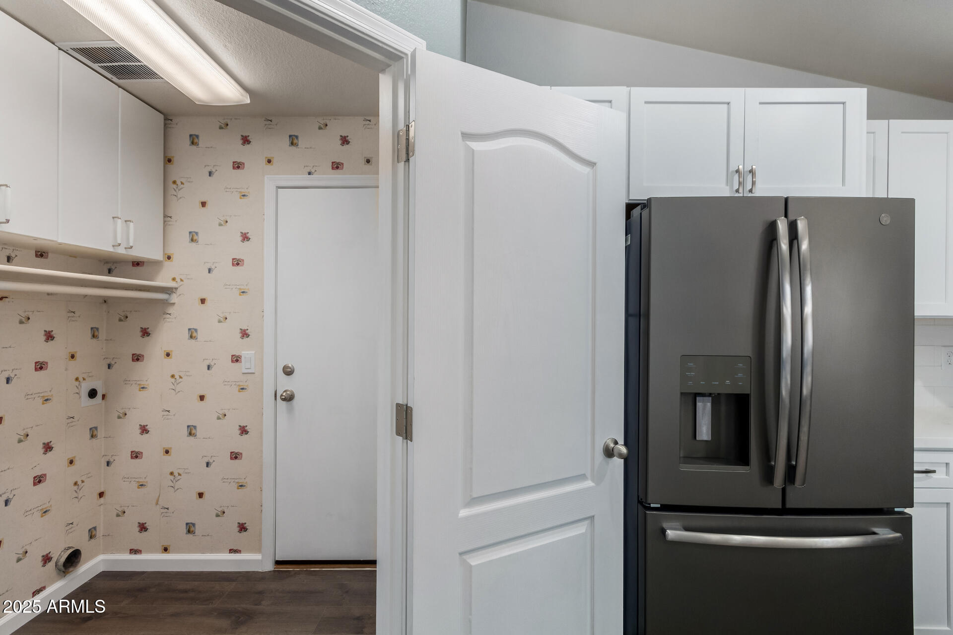 2236 E SARATOGA Street