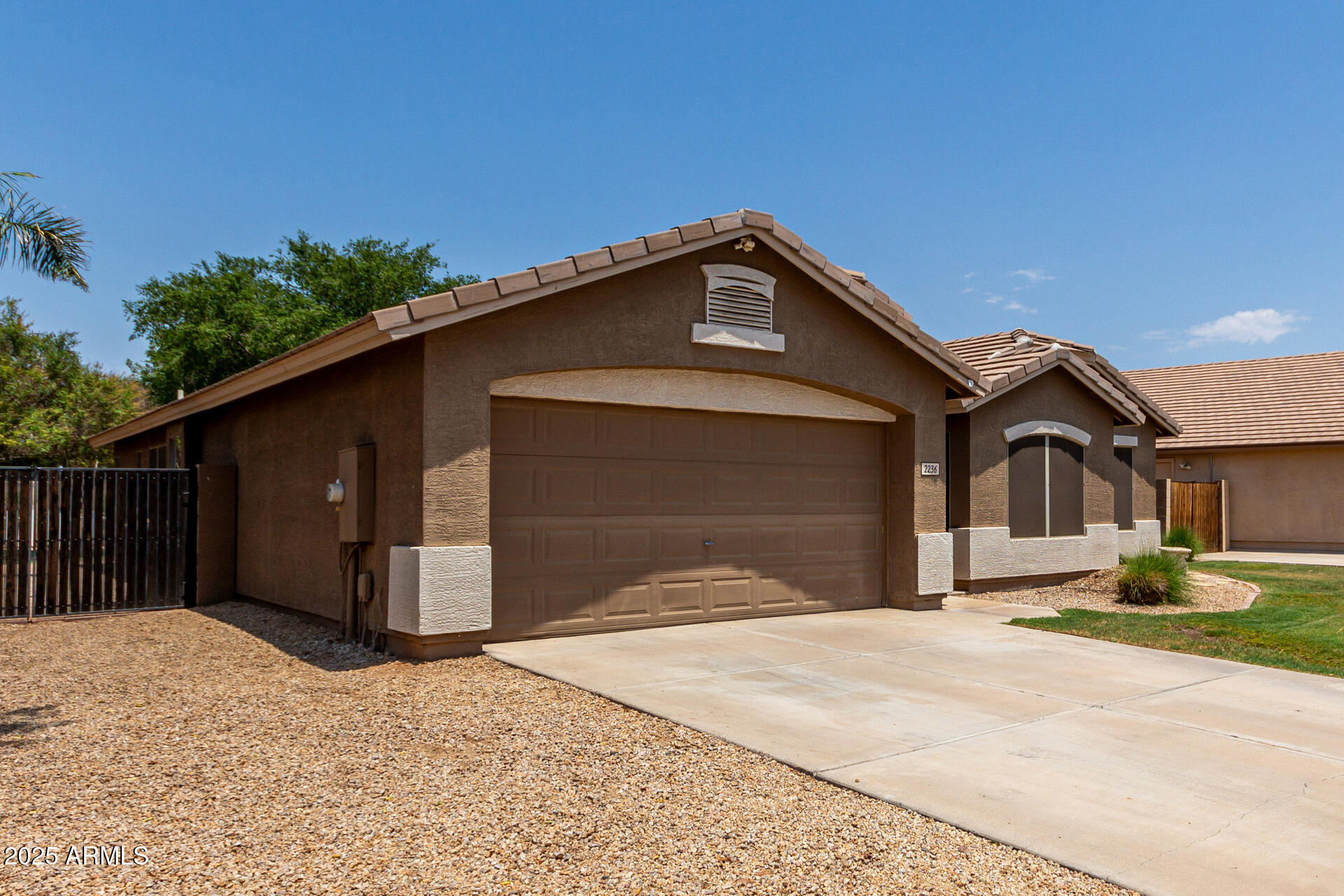 2236 E SARATOGA Street