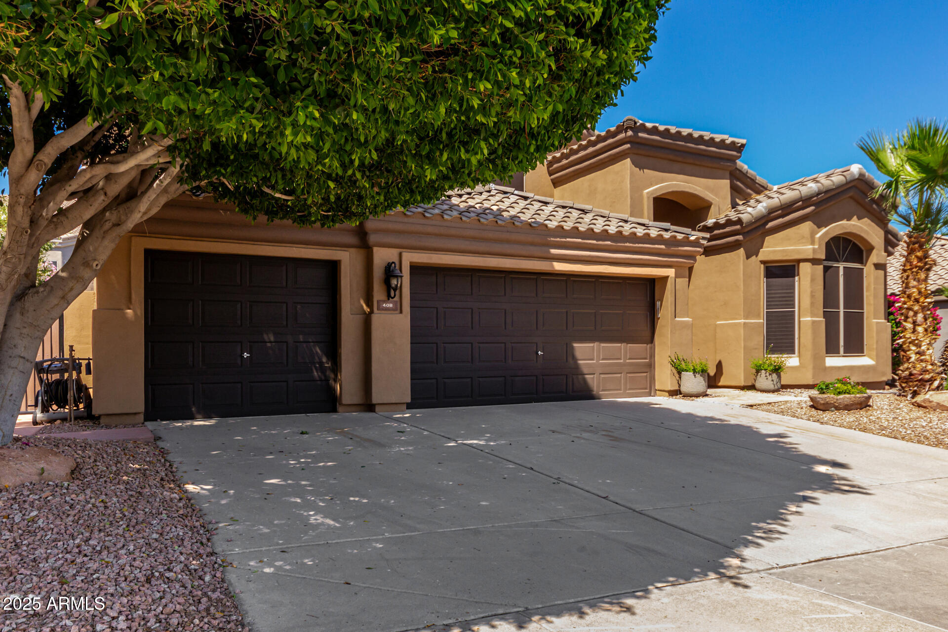 408 E SILVERWOOD Drive