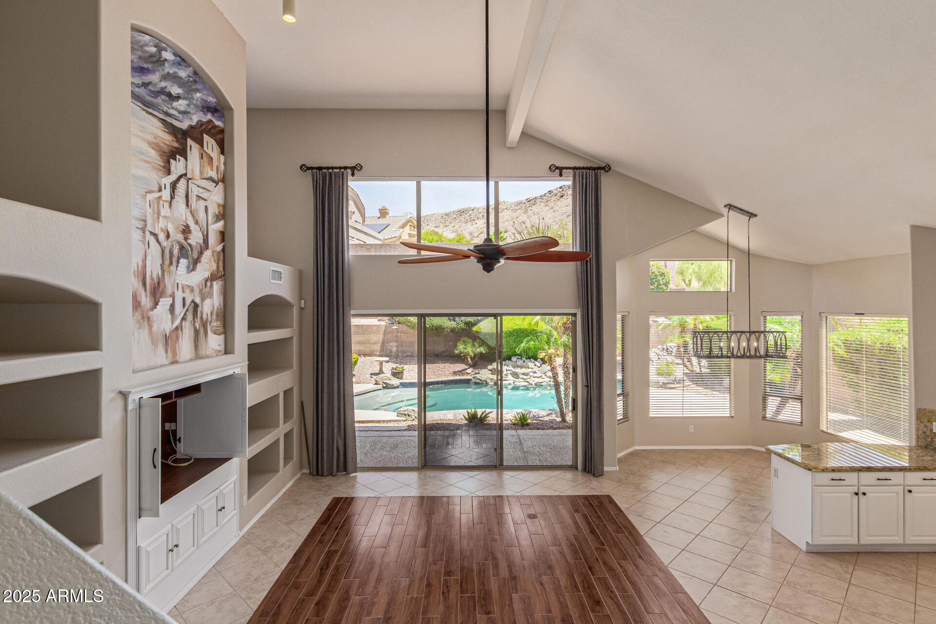 408 E SILVERWOOD Drive