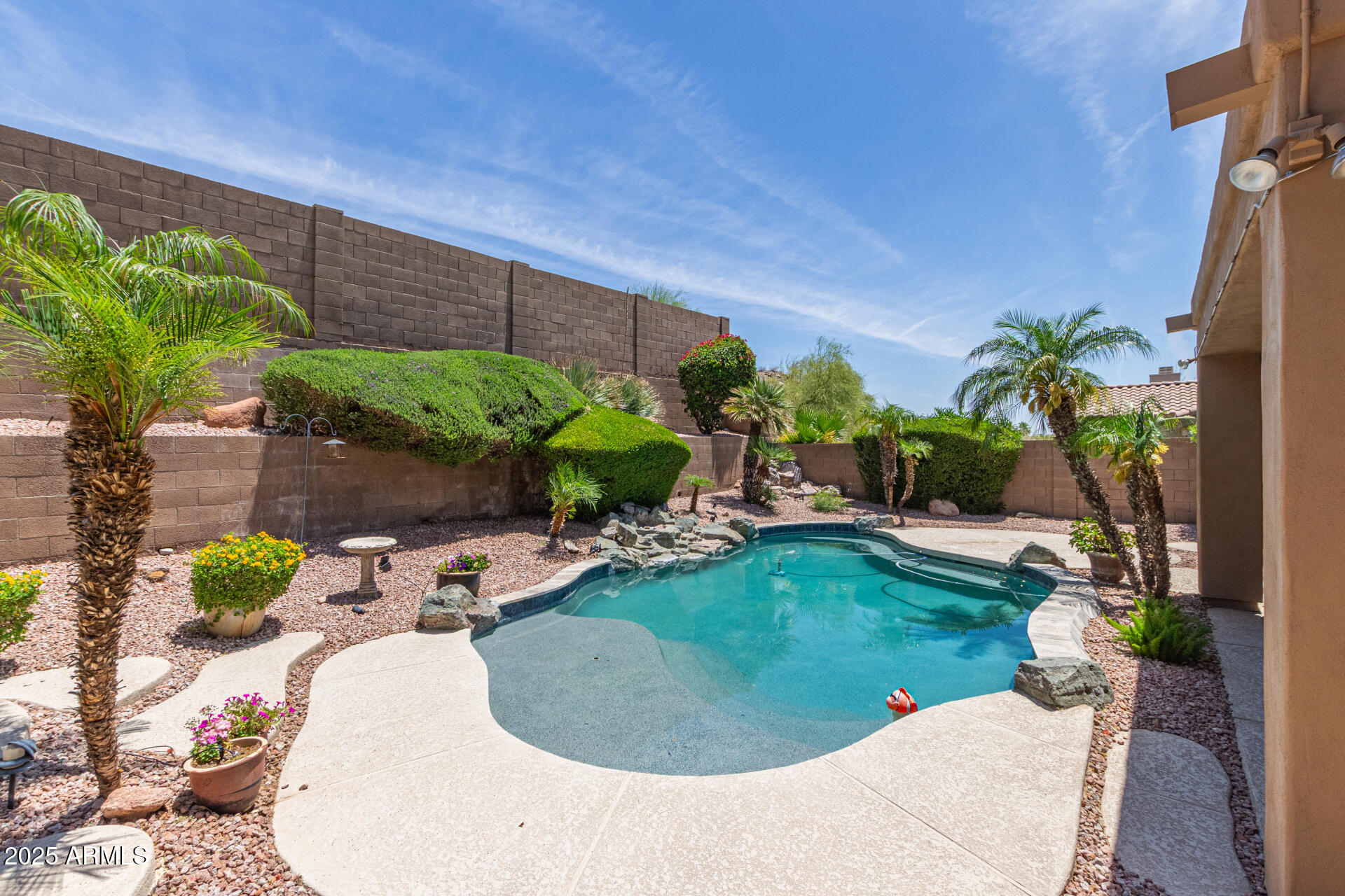 408 E SILVERWOOD Drive