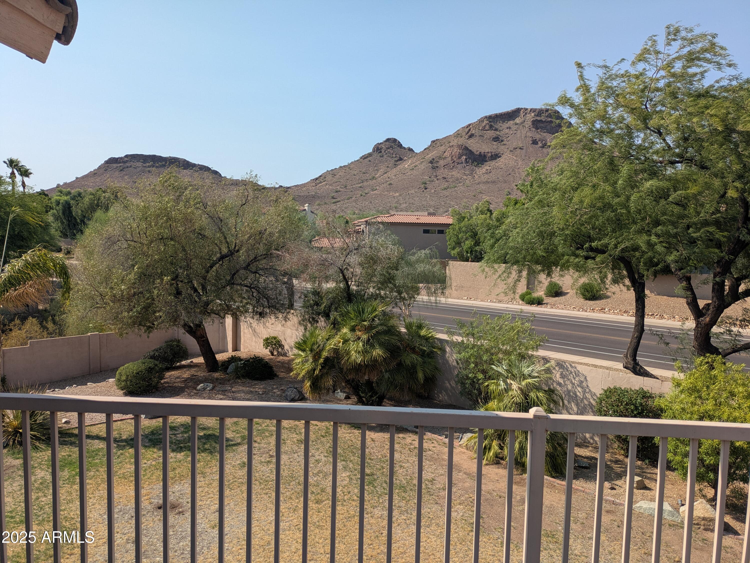 1548 E ESTRID Avenue