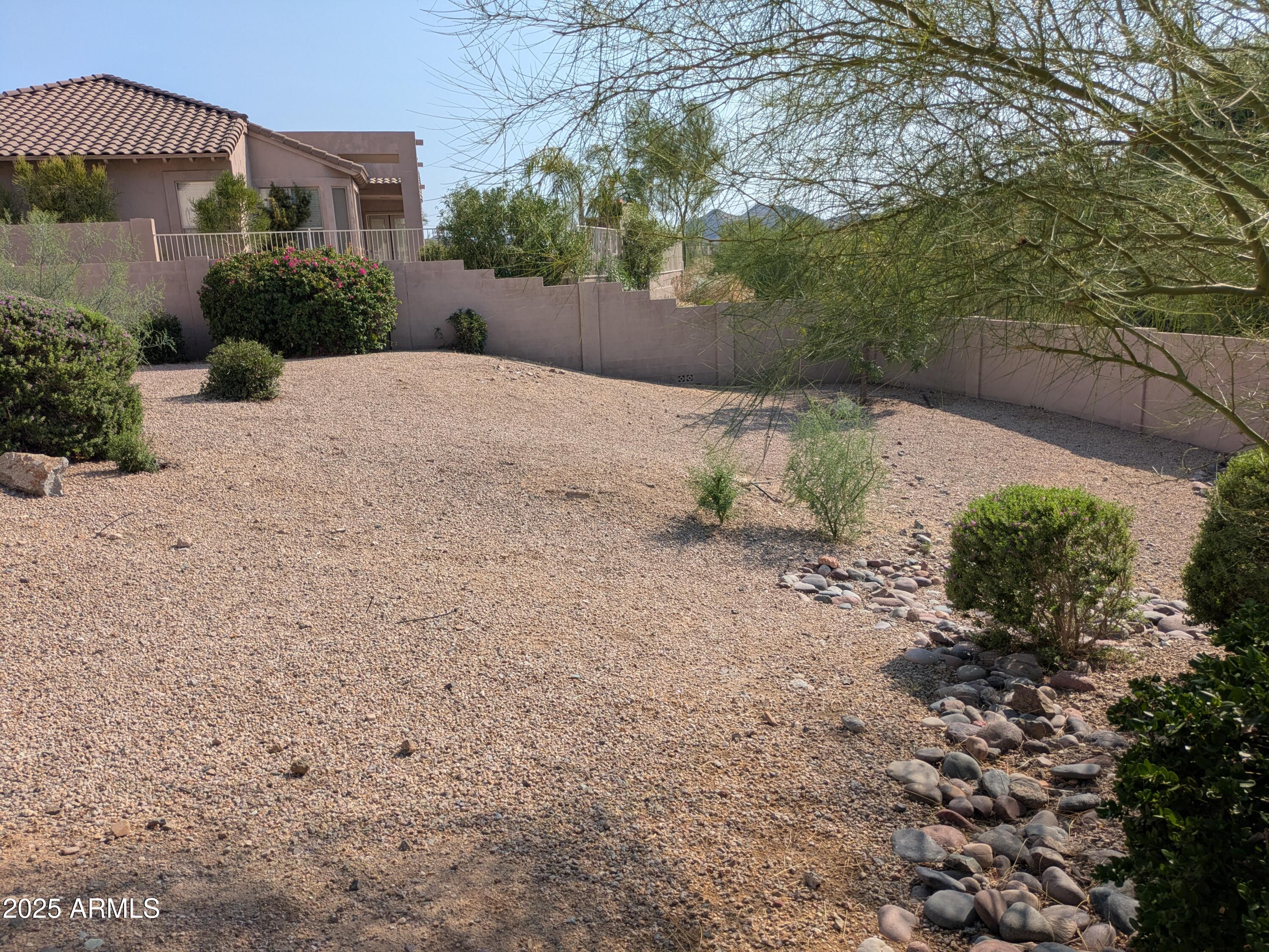 1548 E ESTRID Avenue