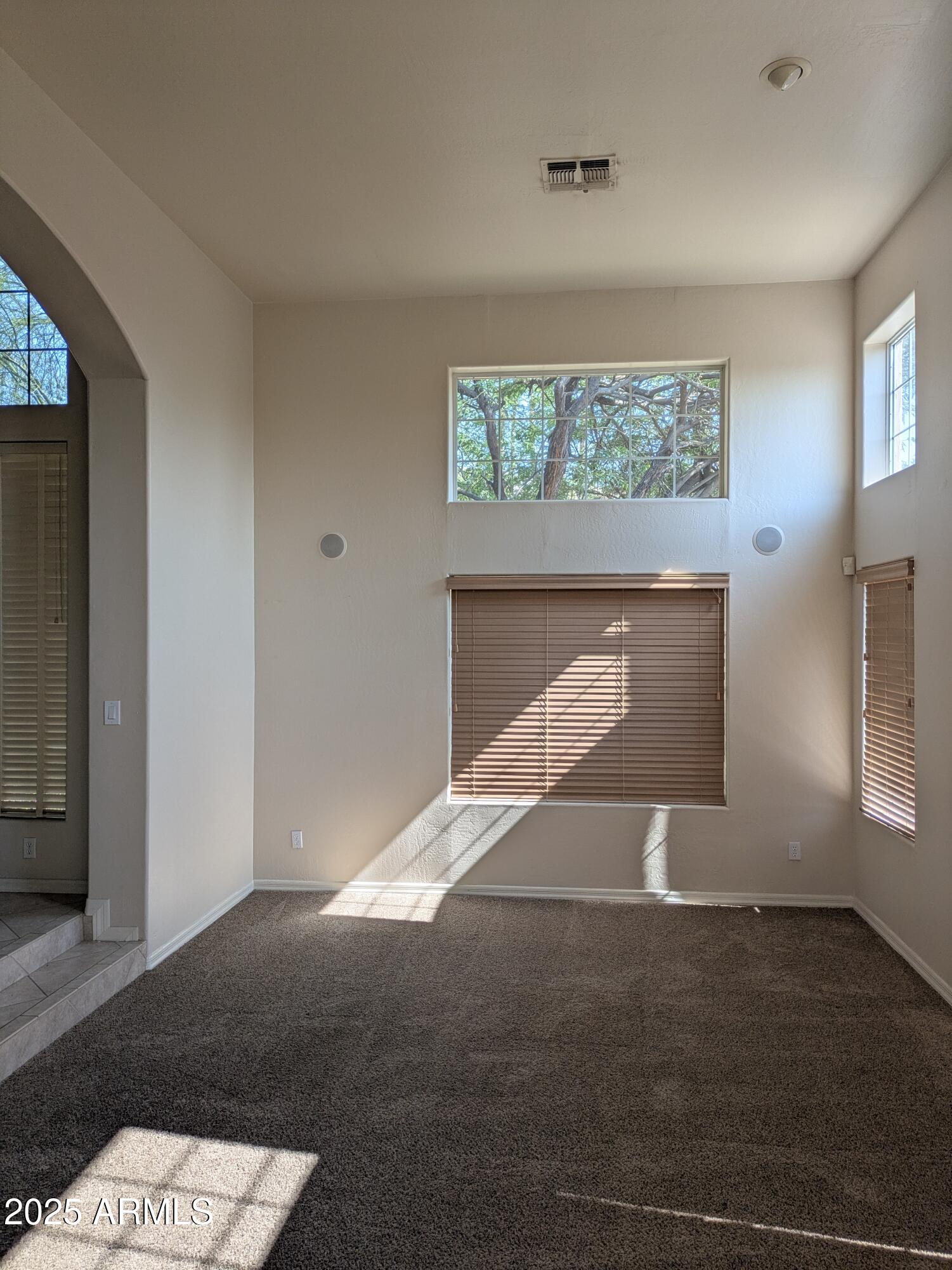 1548 E ESTRID Avenue