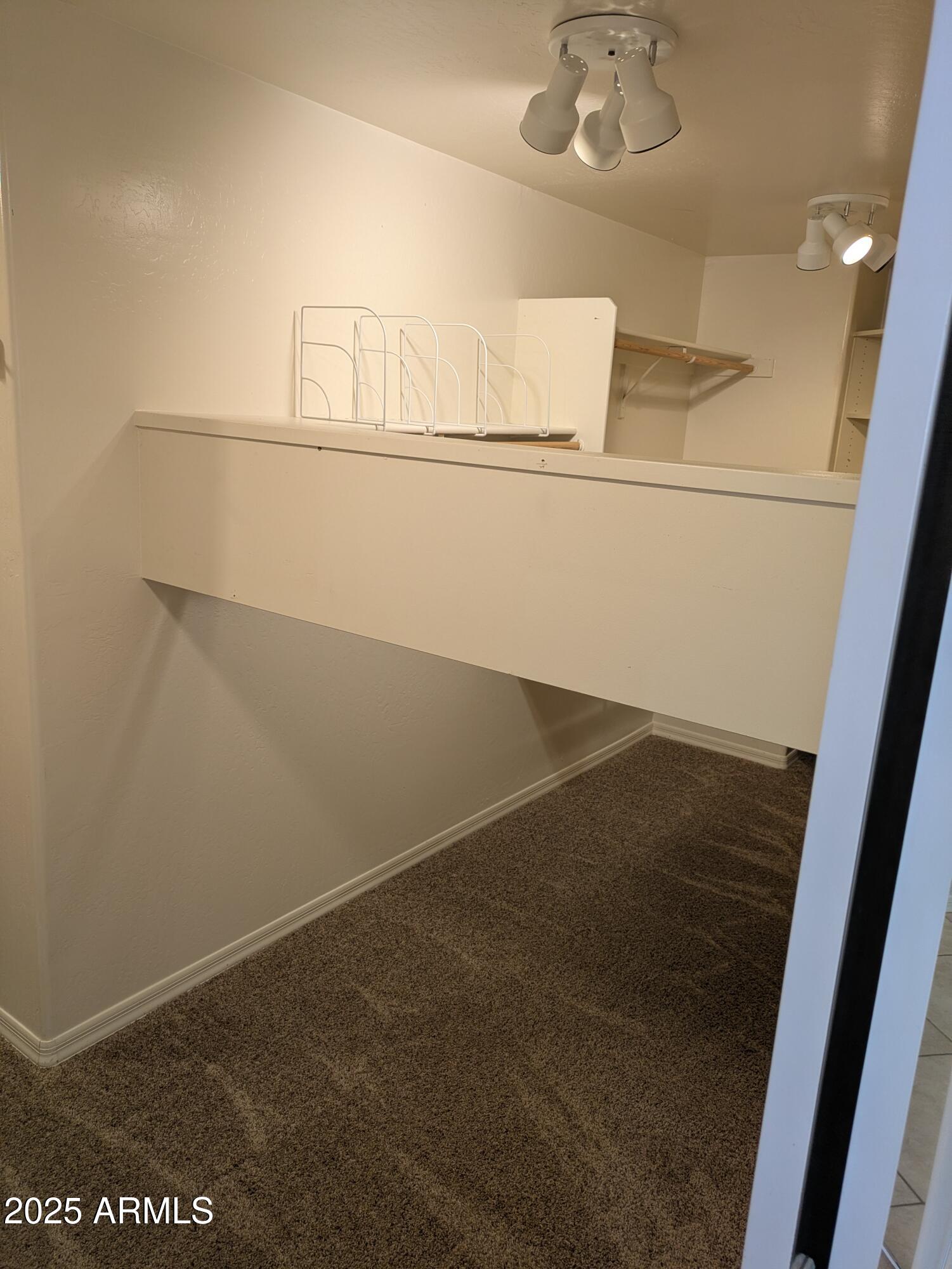 1548 E ESTRID Avenue