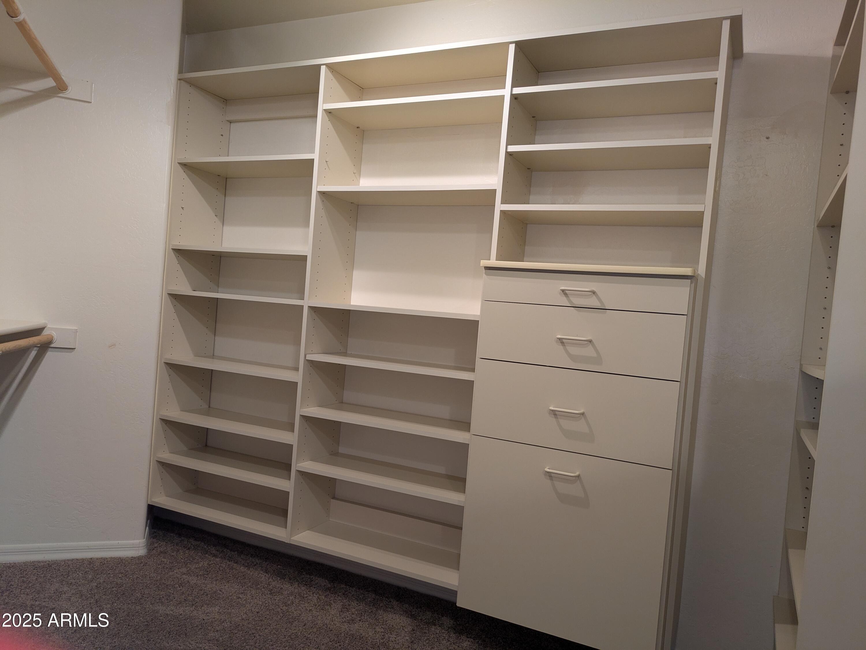 1548 E ESTRID Avenue