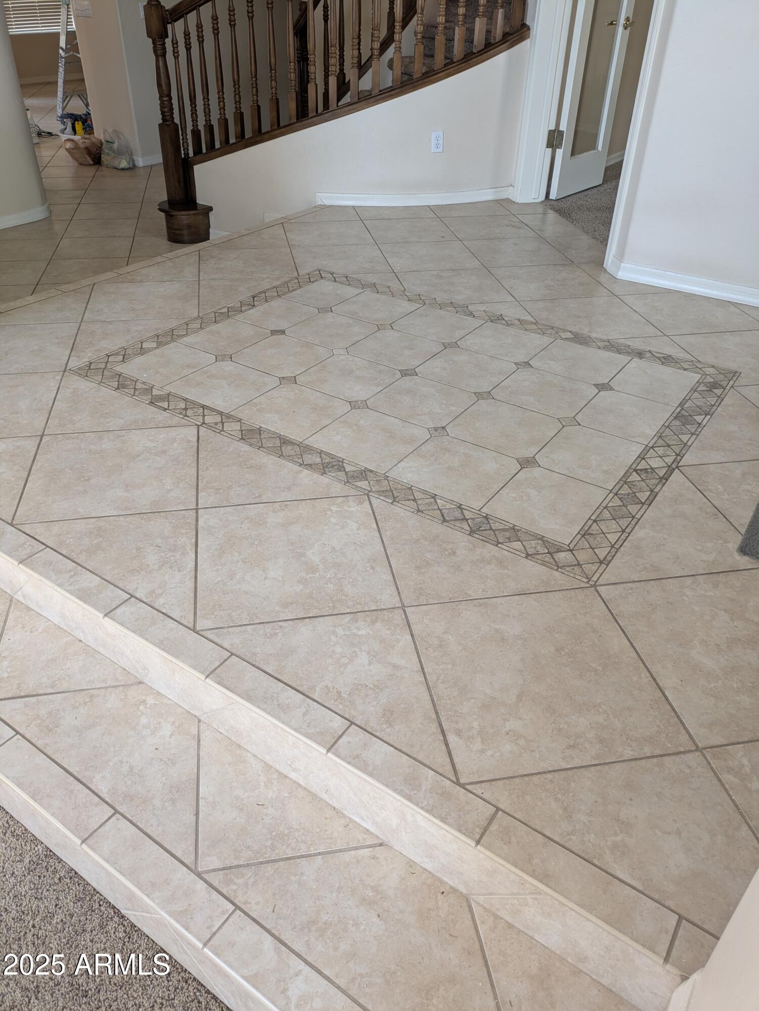 1548 E ESTRID Avenue