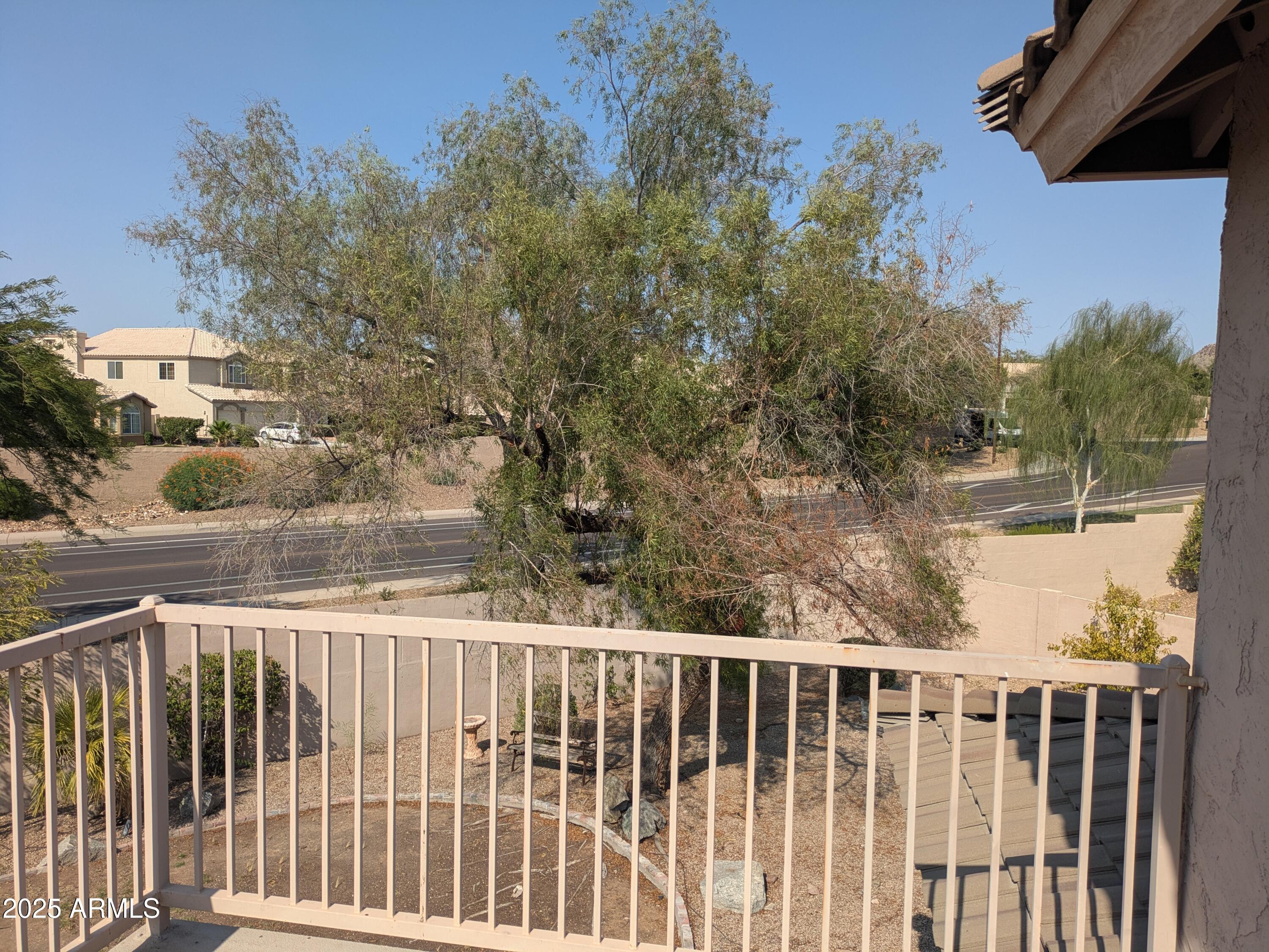 1548 E ESTRID Avenue