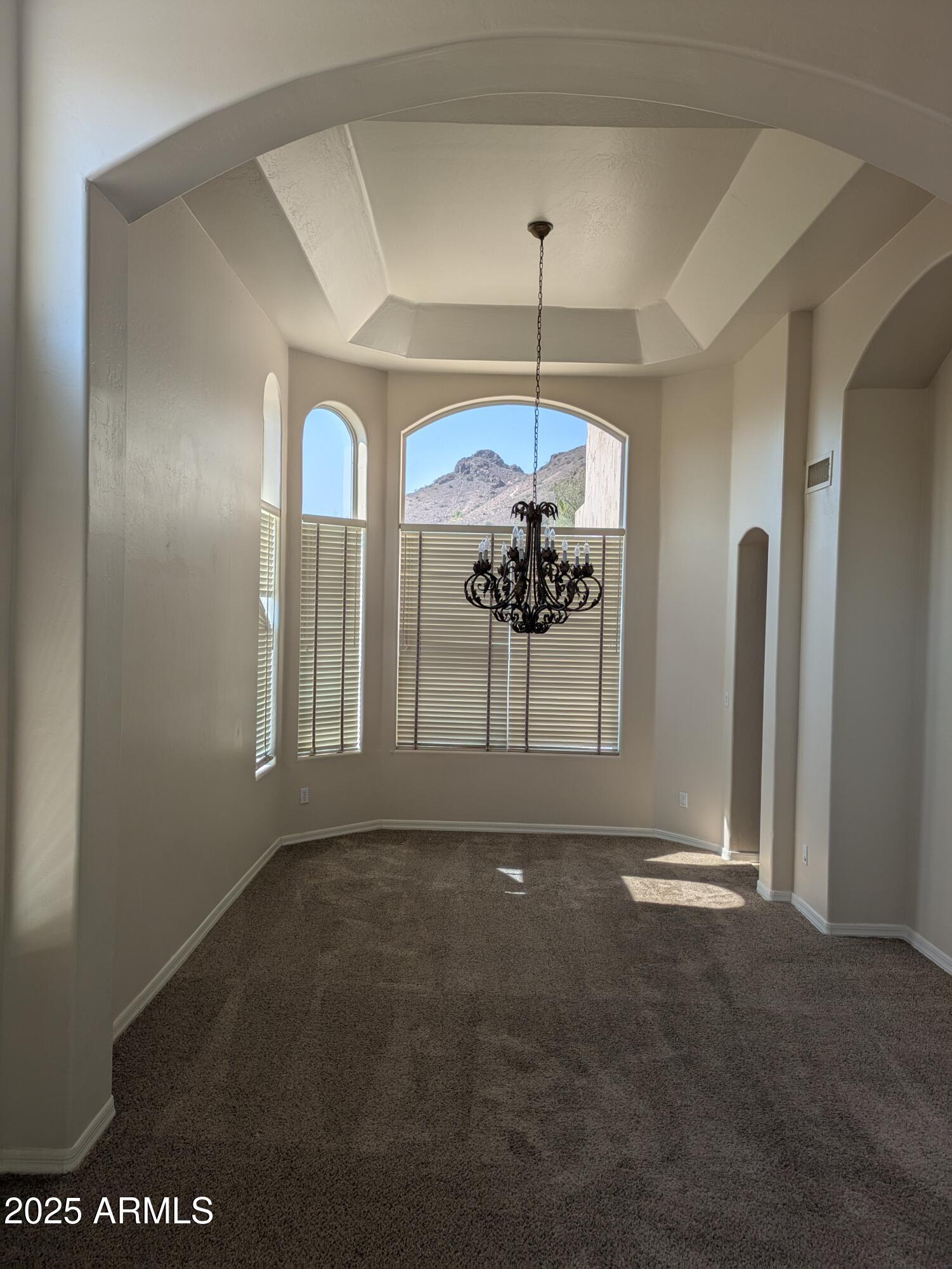 1548 E ESTRID Avenue