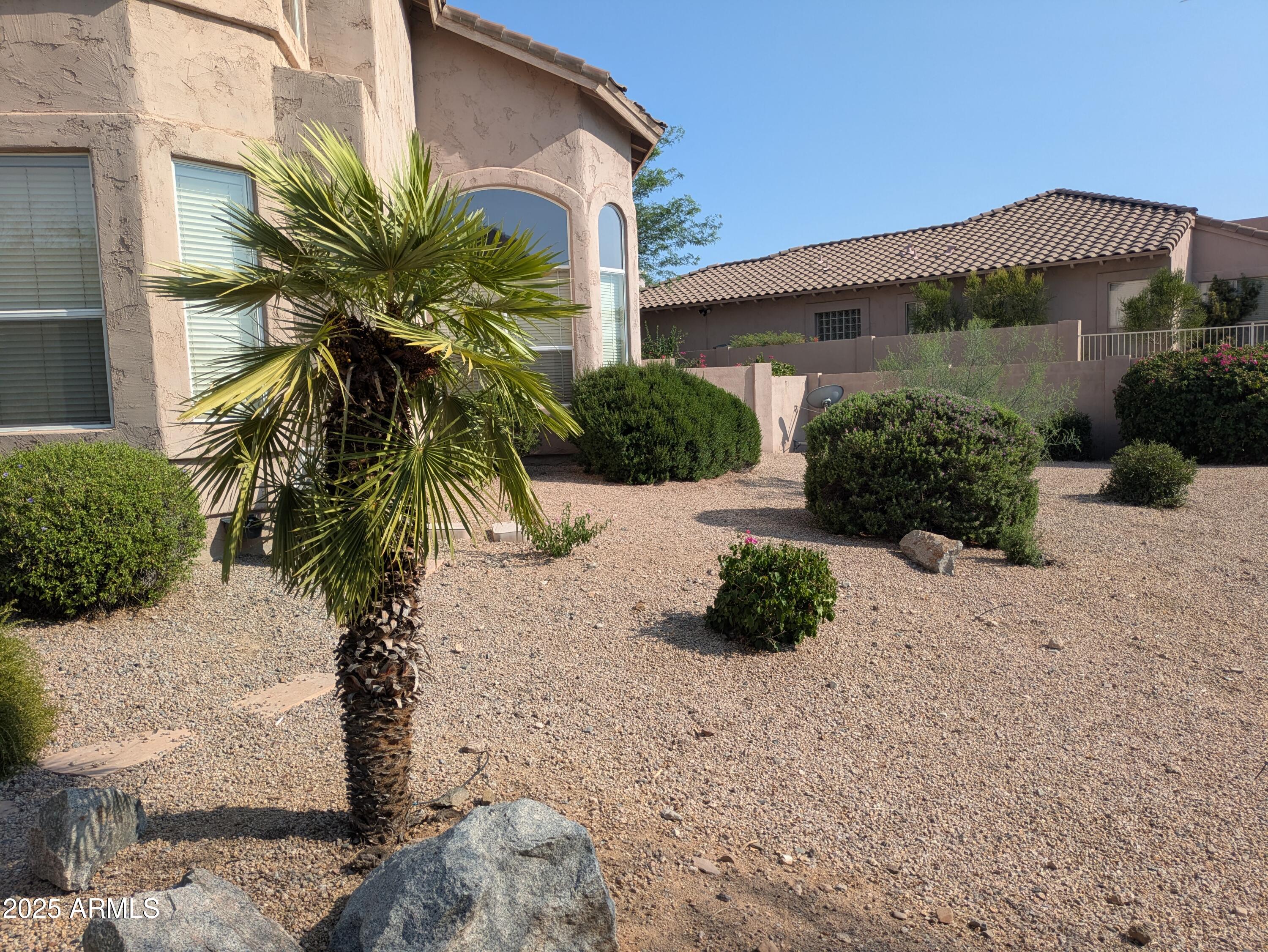 1548 E ESTRID Avenue