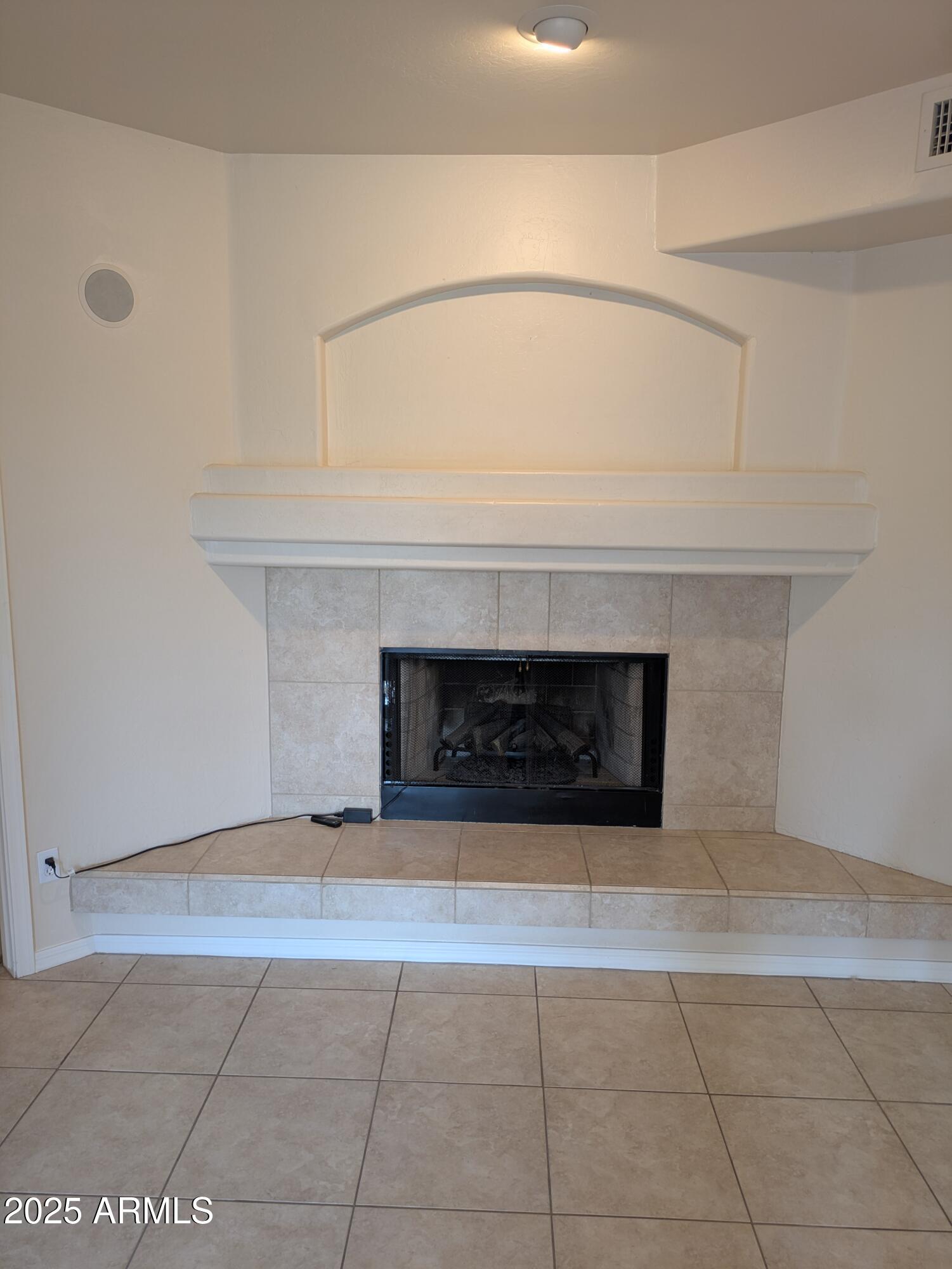 1548 E ESTRID Avenue