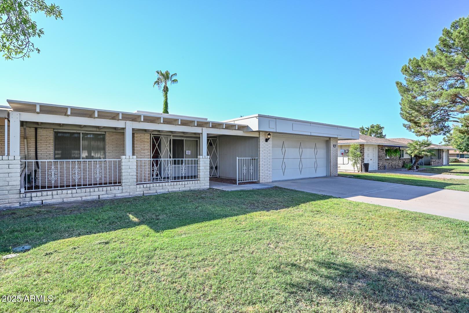 15205 N DESERT ROSE Drive