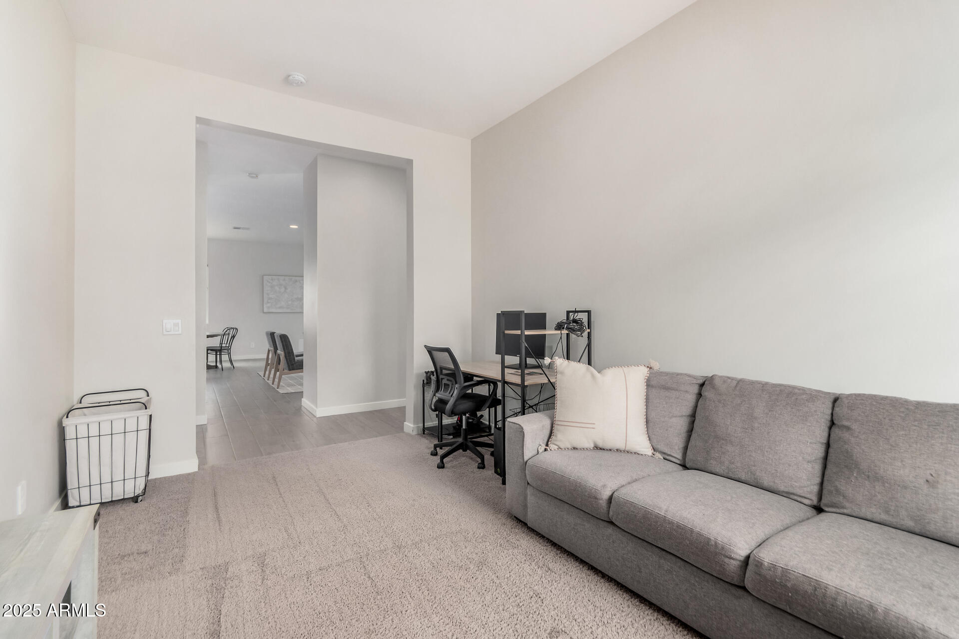 1138 E LA FORTUNA Court