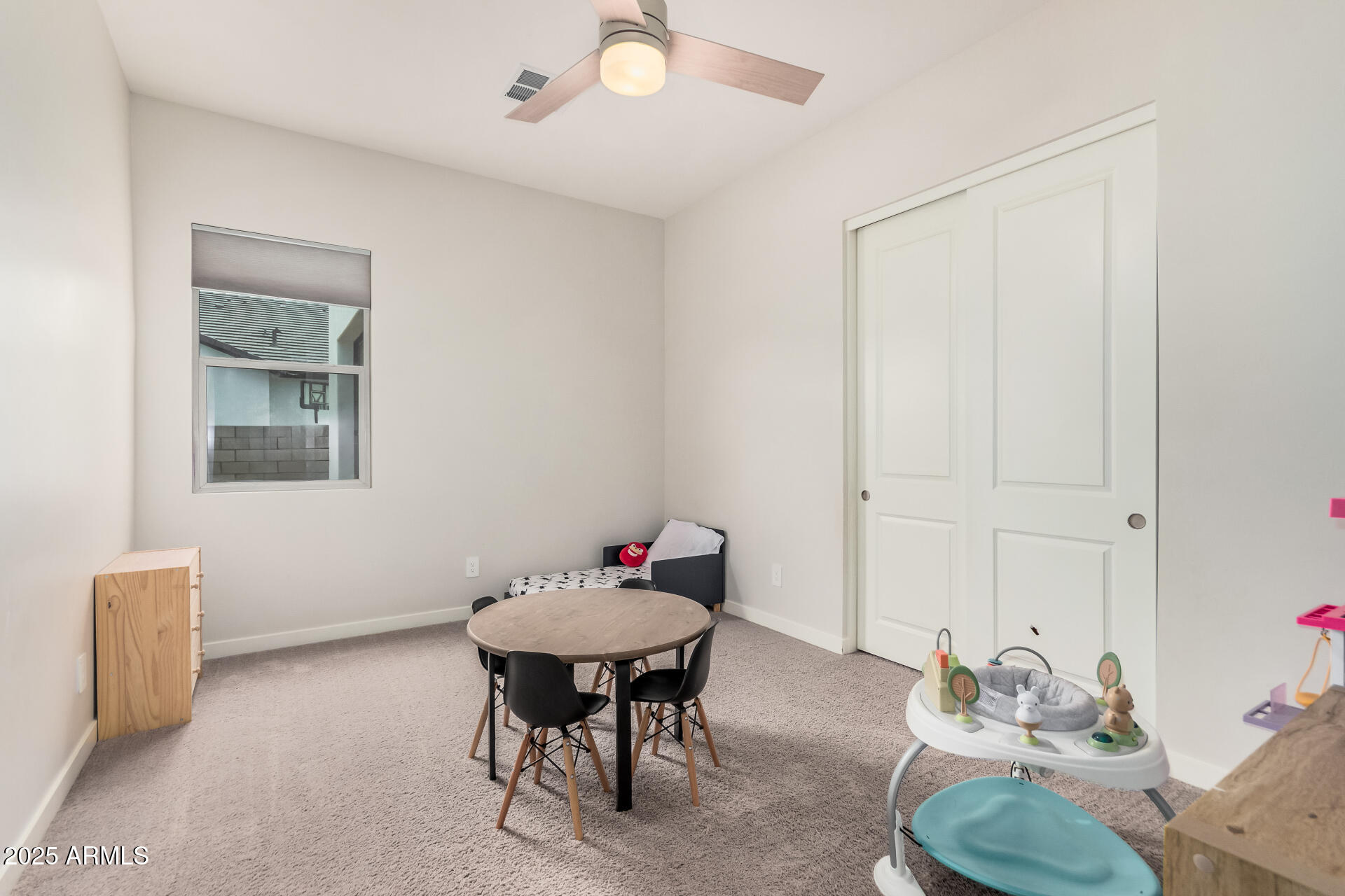 1138 E LA FORTUNA Court