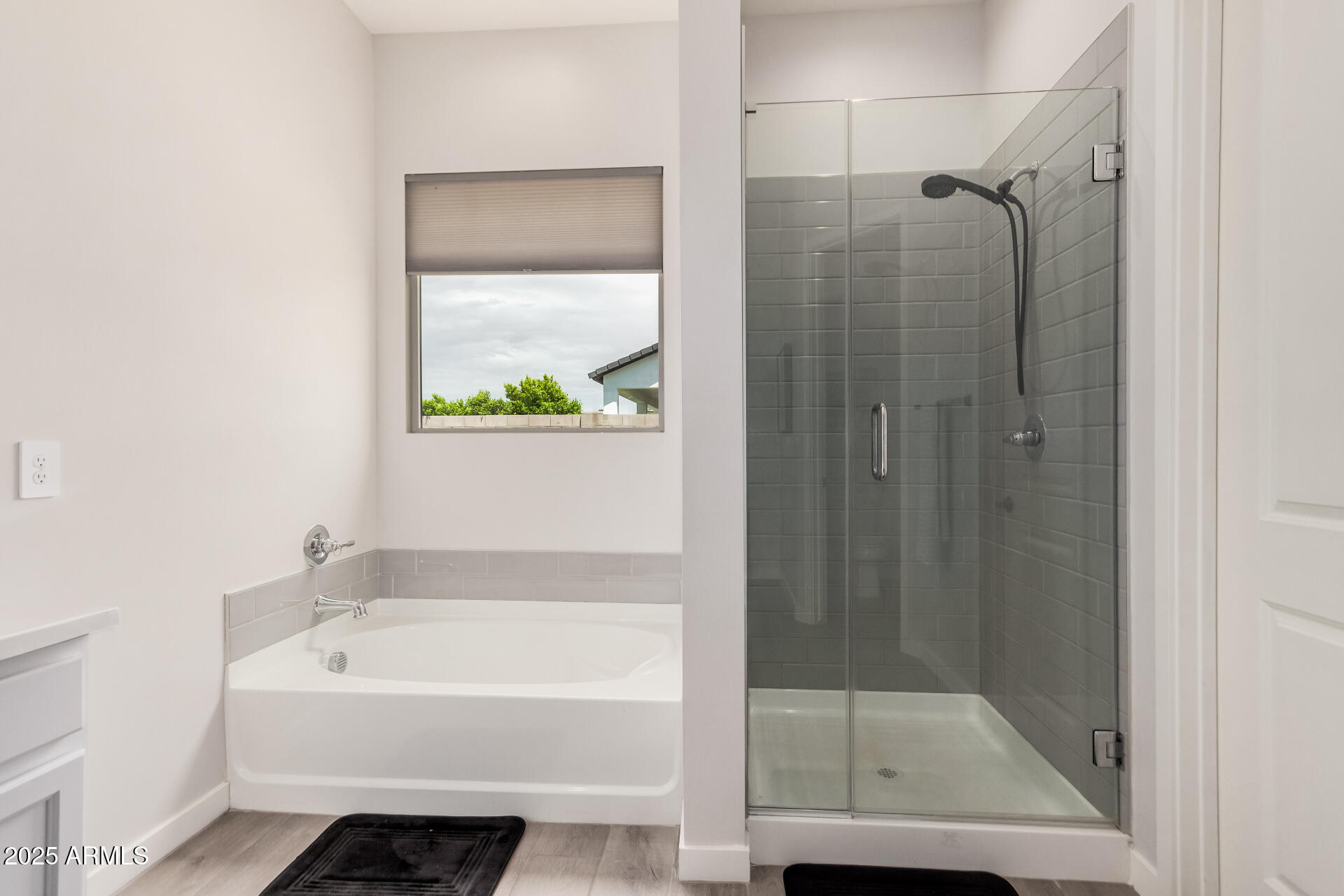 1138 E LA FORTUNA Court