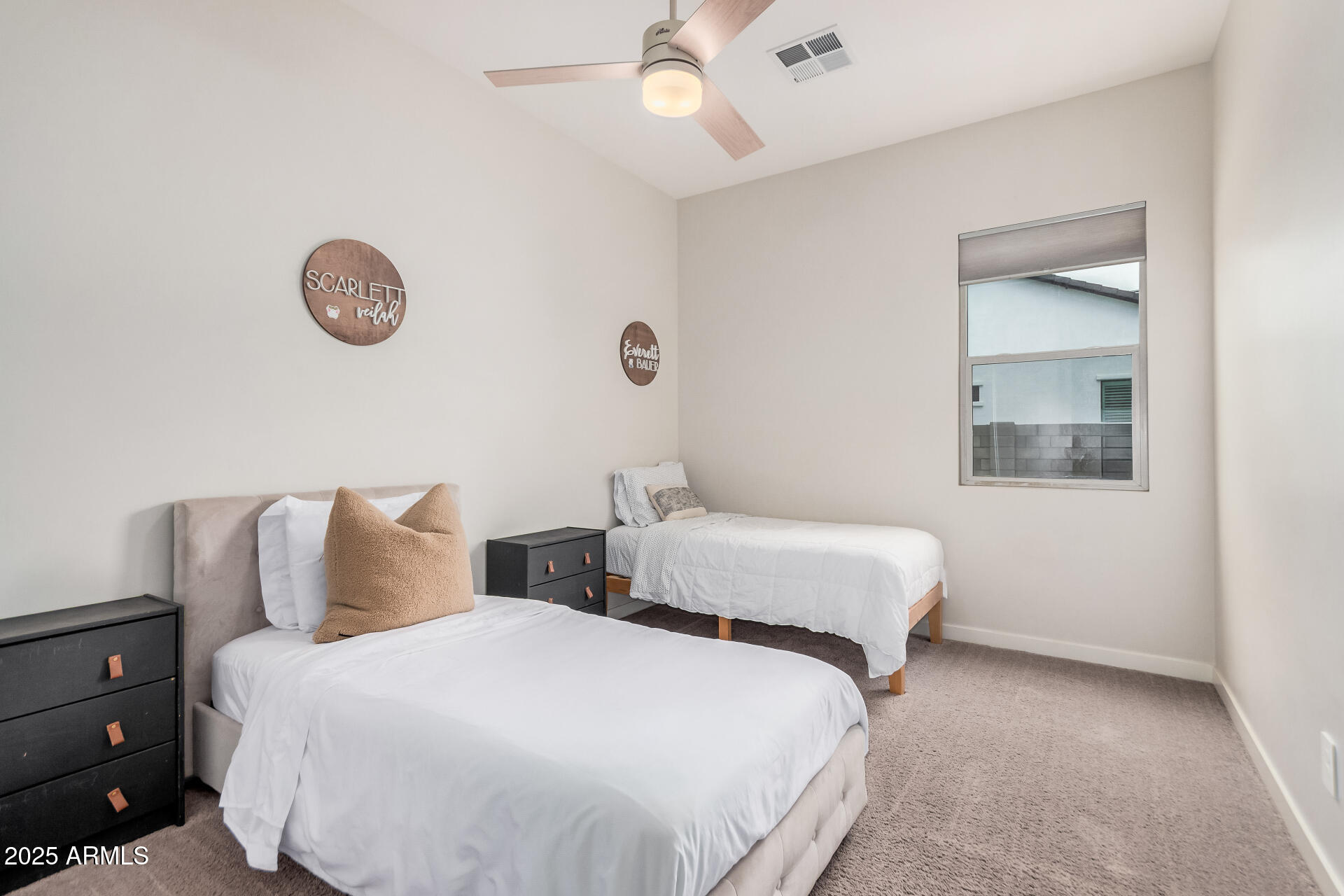 1138 E LA FORTUNA Court