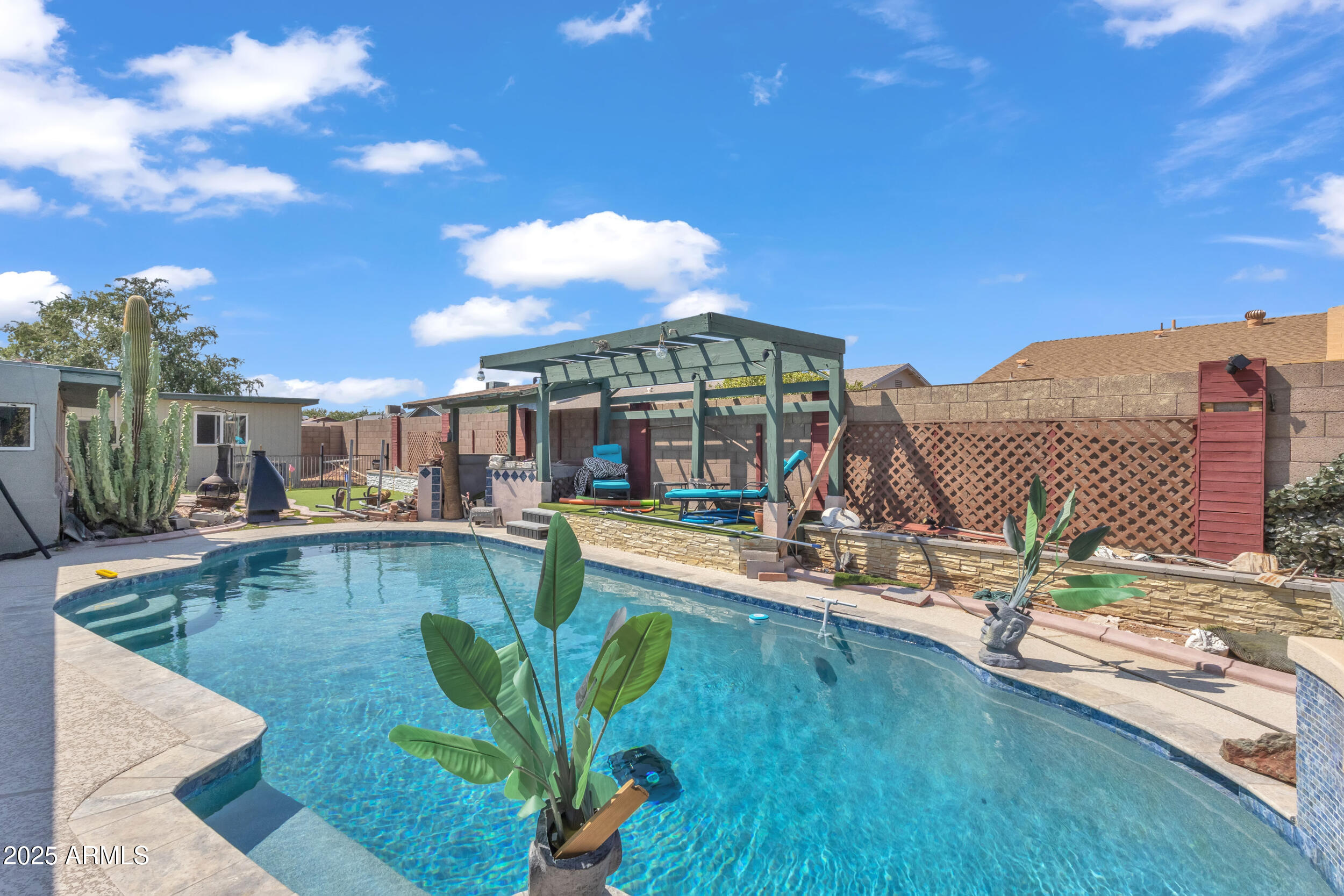 4132 W GARDEN Drive