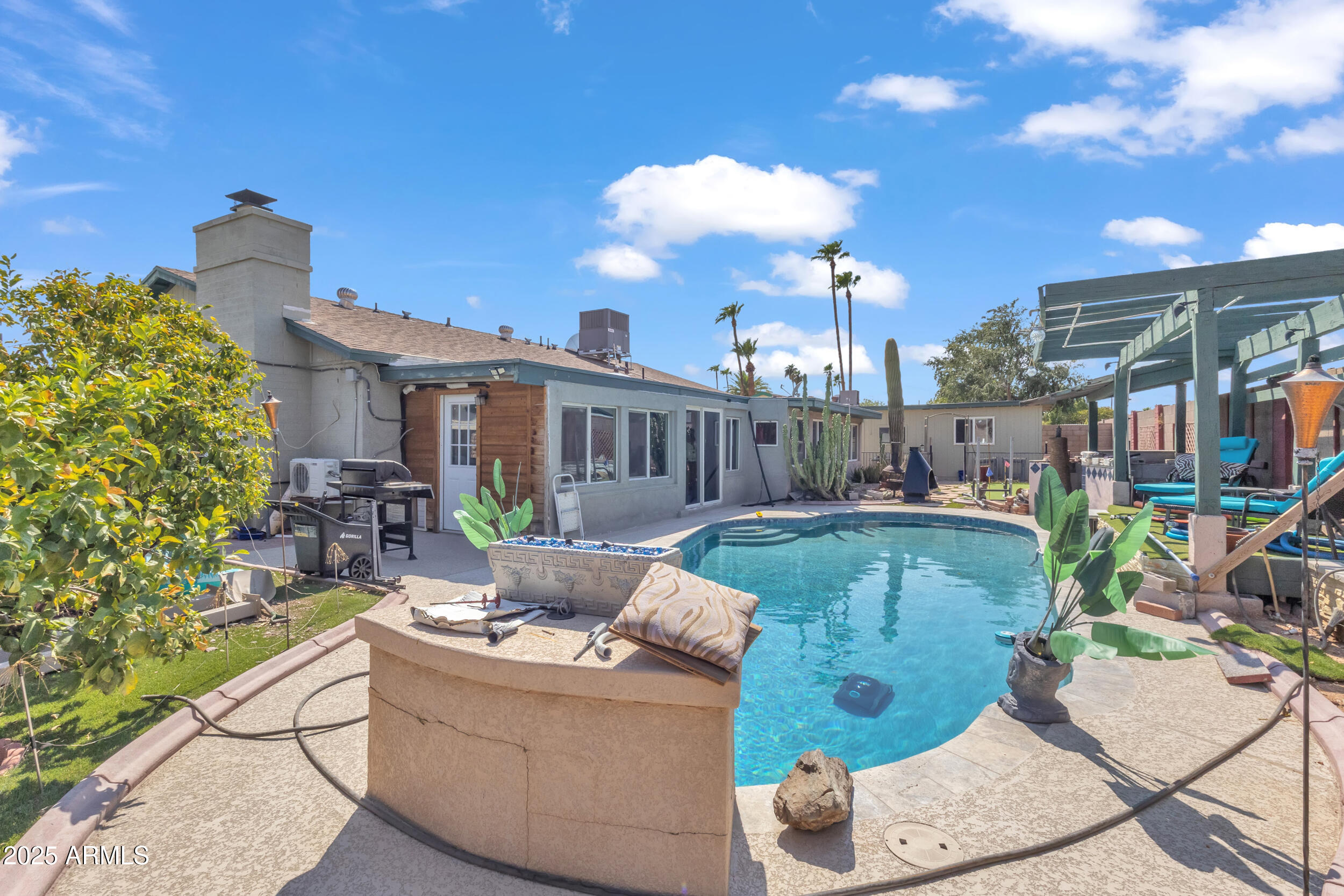 4132 W GARDEN Drive