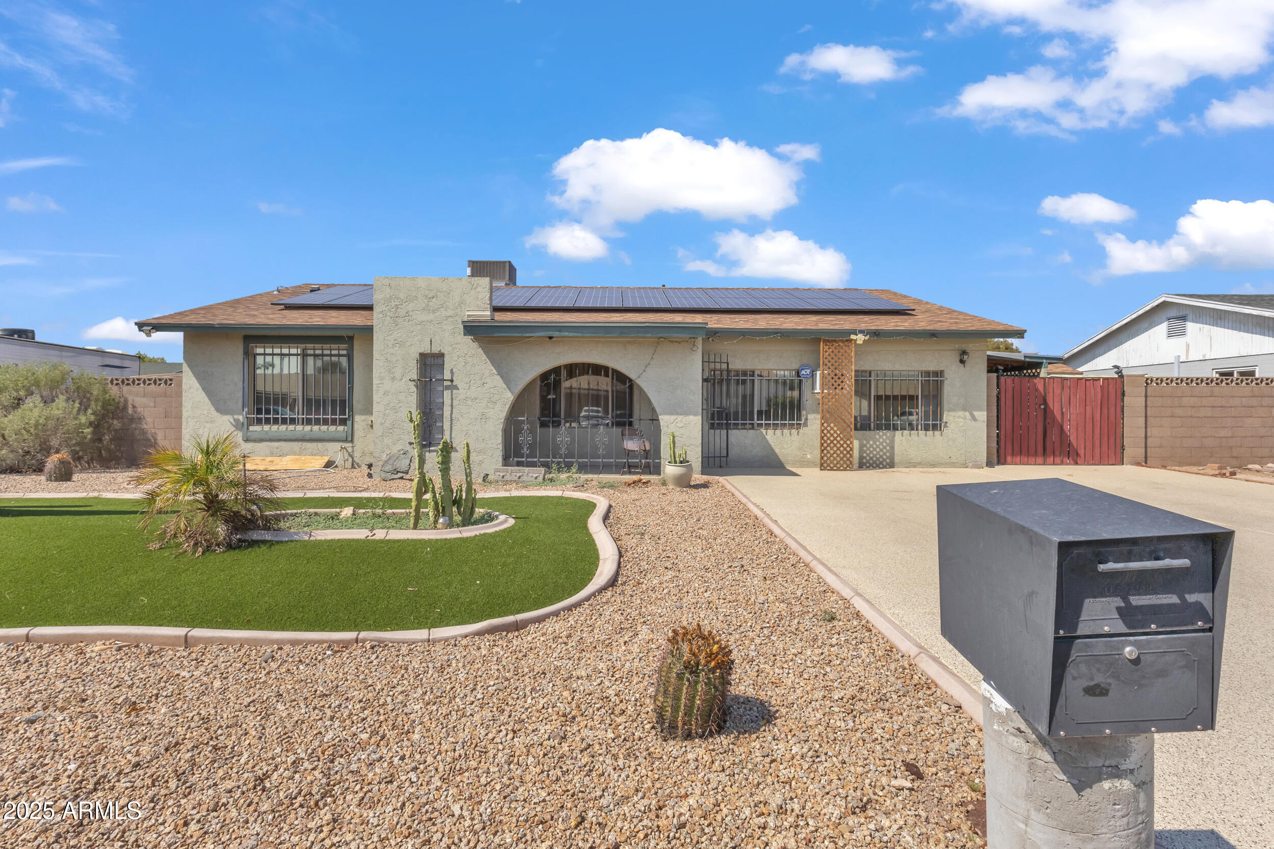 4132 W GARDEN Drive