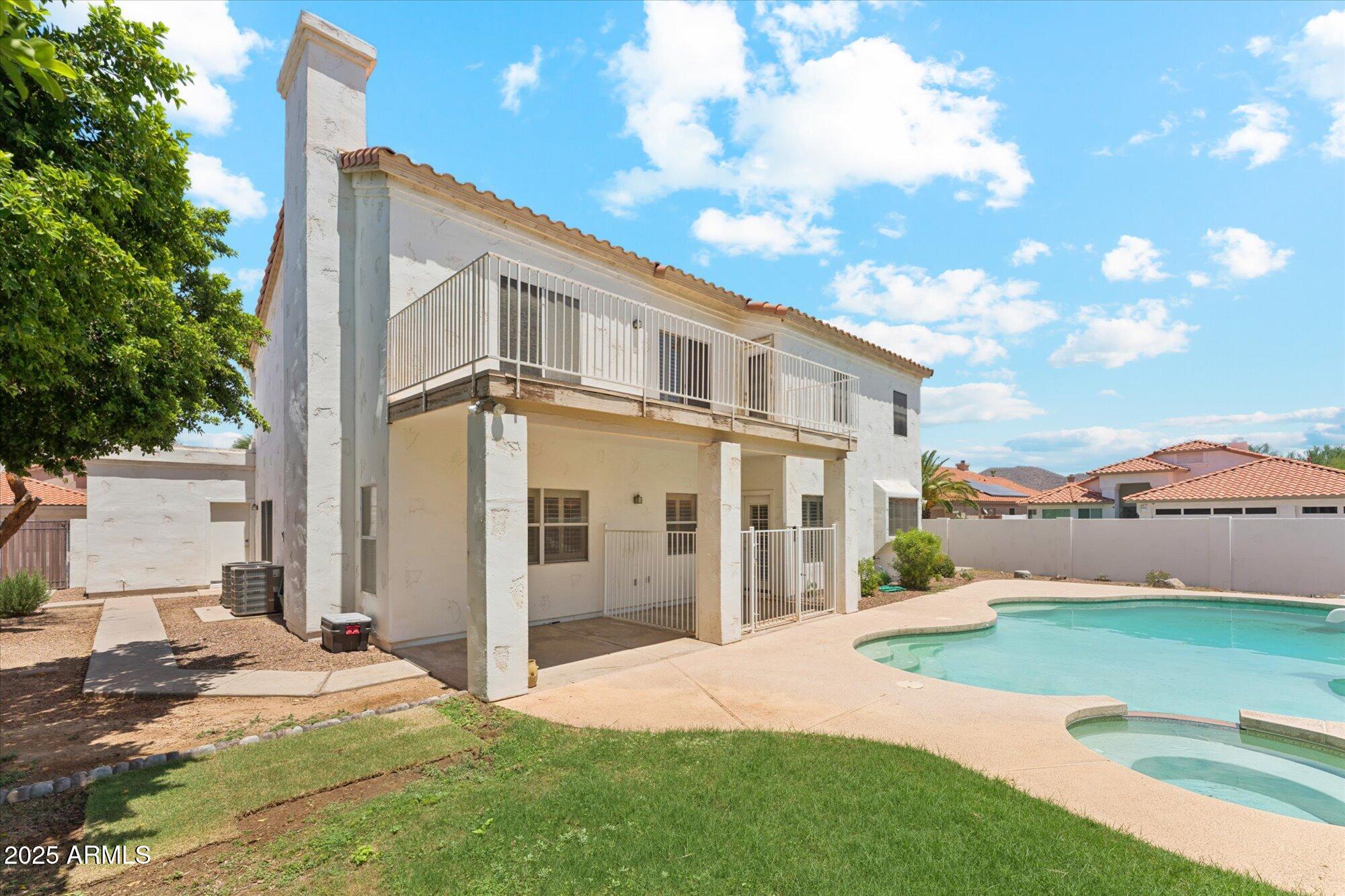 9539 E VOLTAIRE Drive