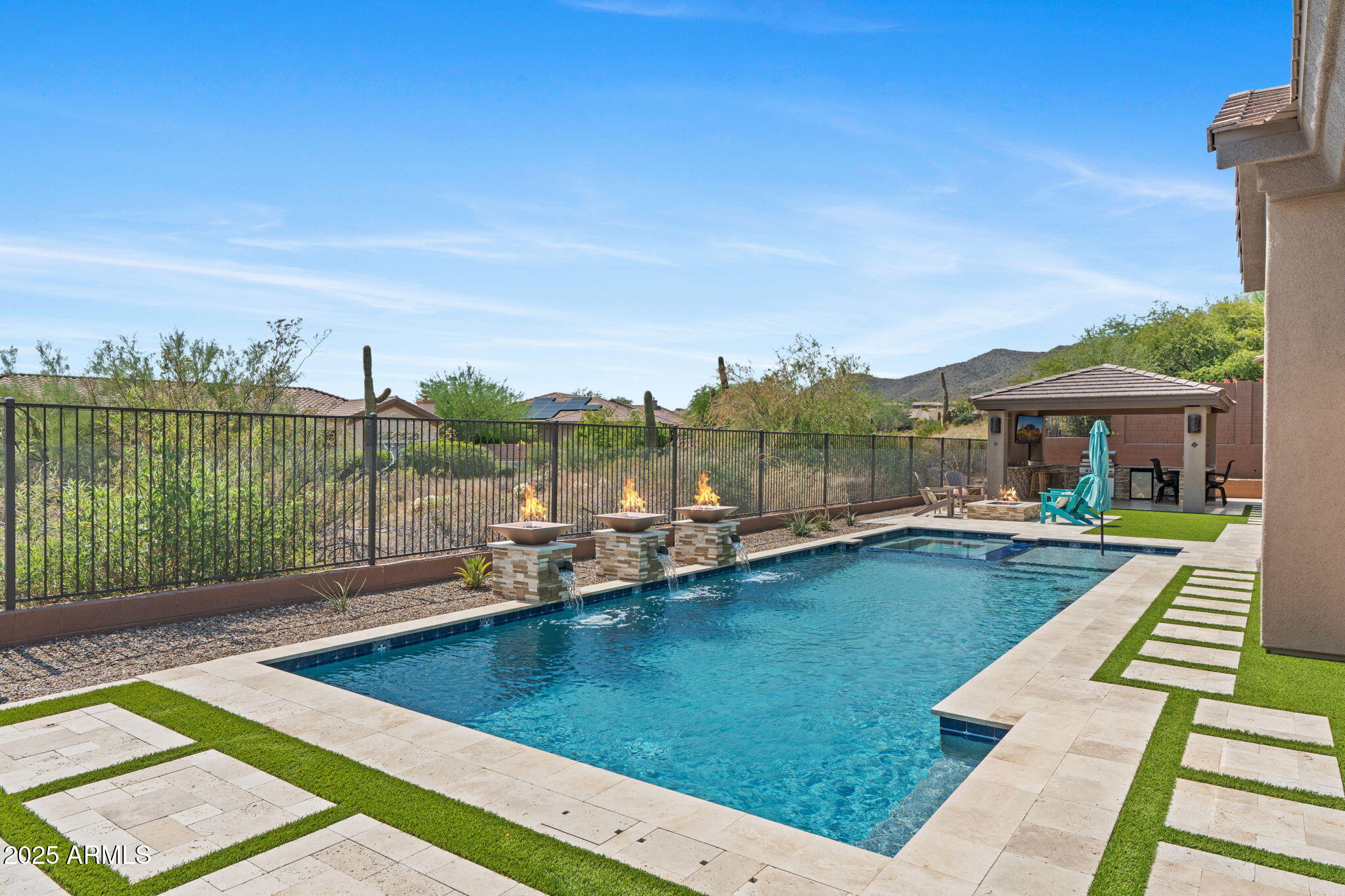 41622 N RIVER BEND Road