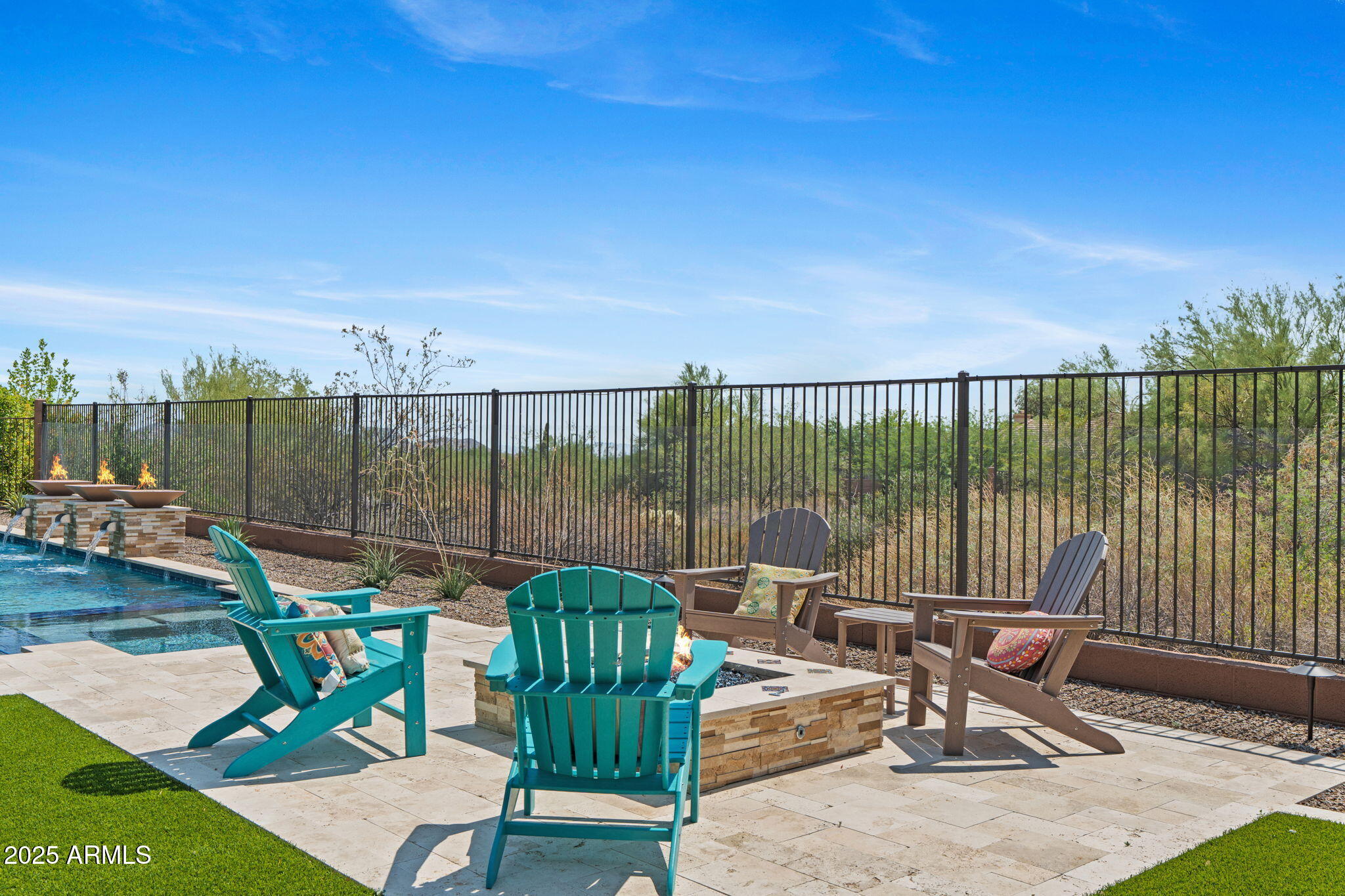 41622 N RIVER BEND Road