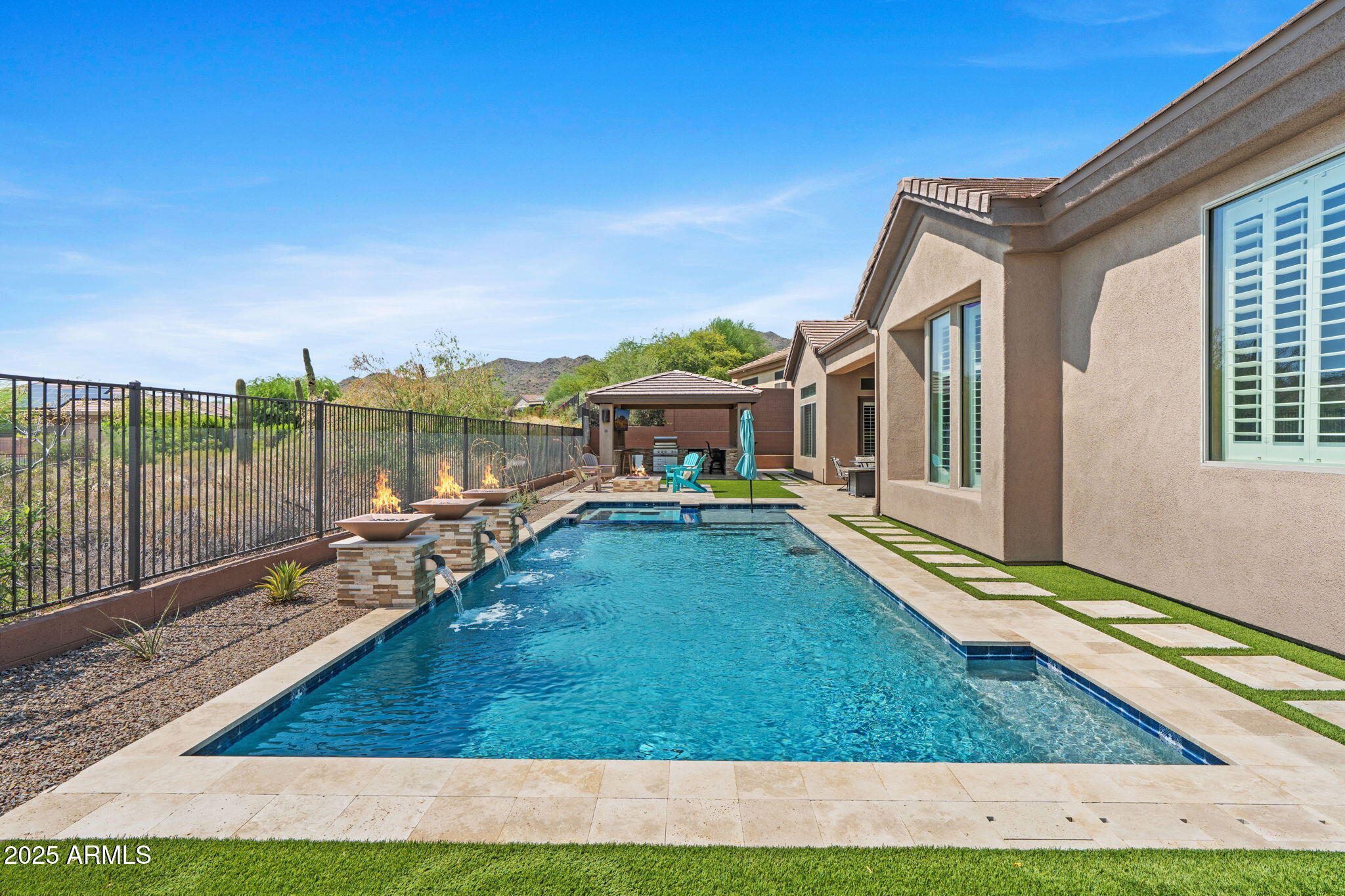 41622 N RIVER BEND Road