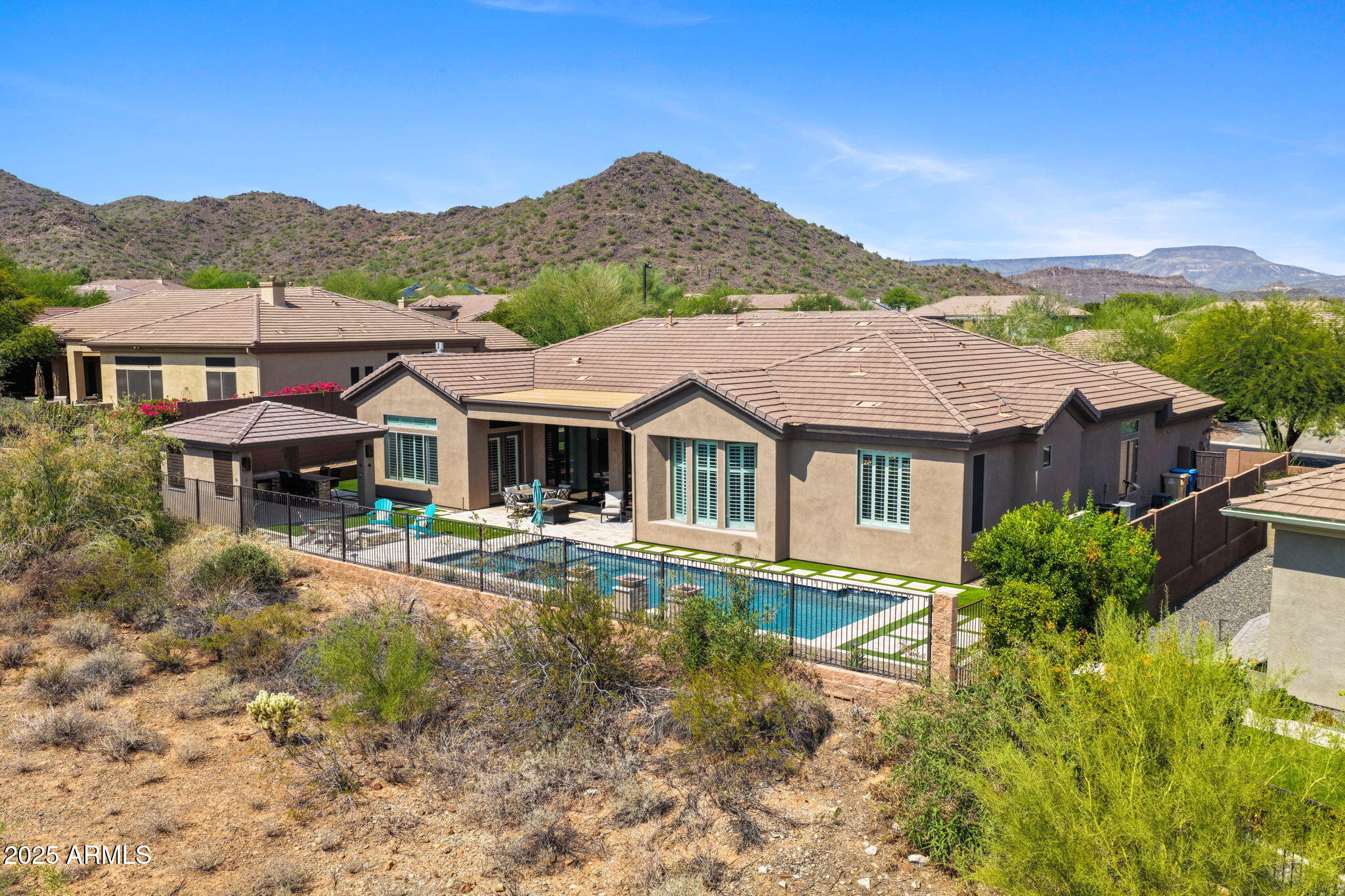 41622 N RIVER BEND Road