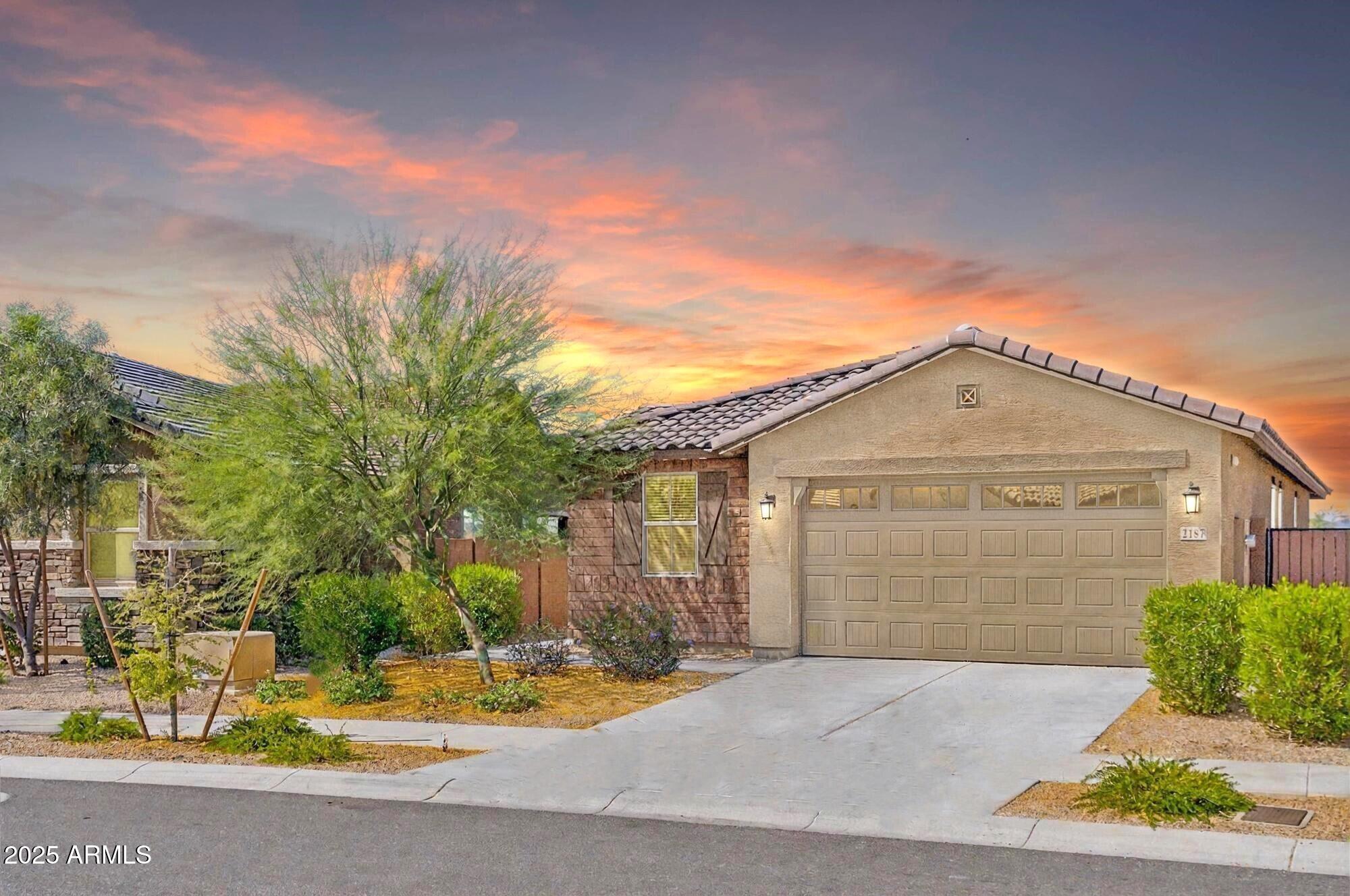 2187 W BURNSIDE Trail