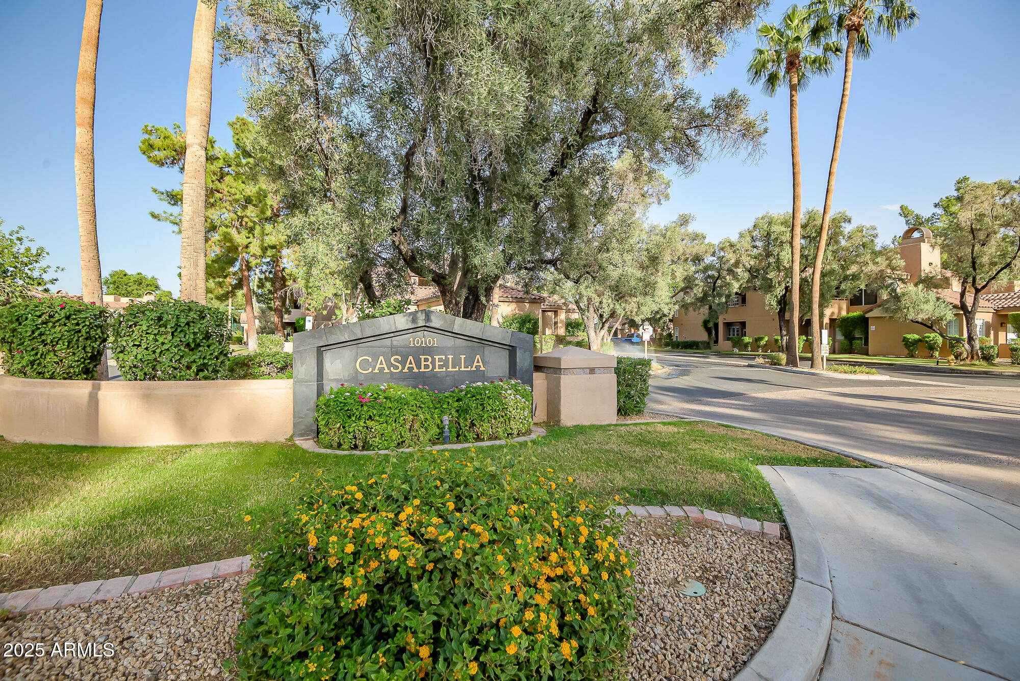 10101 N ARABIAN Trail, 1005
