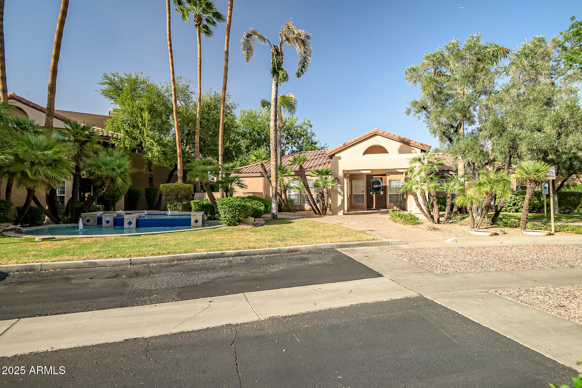10101 N ARABIAN Trail, 1005