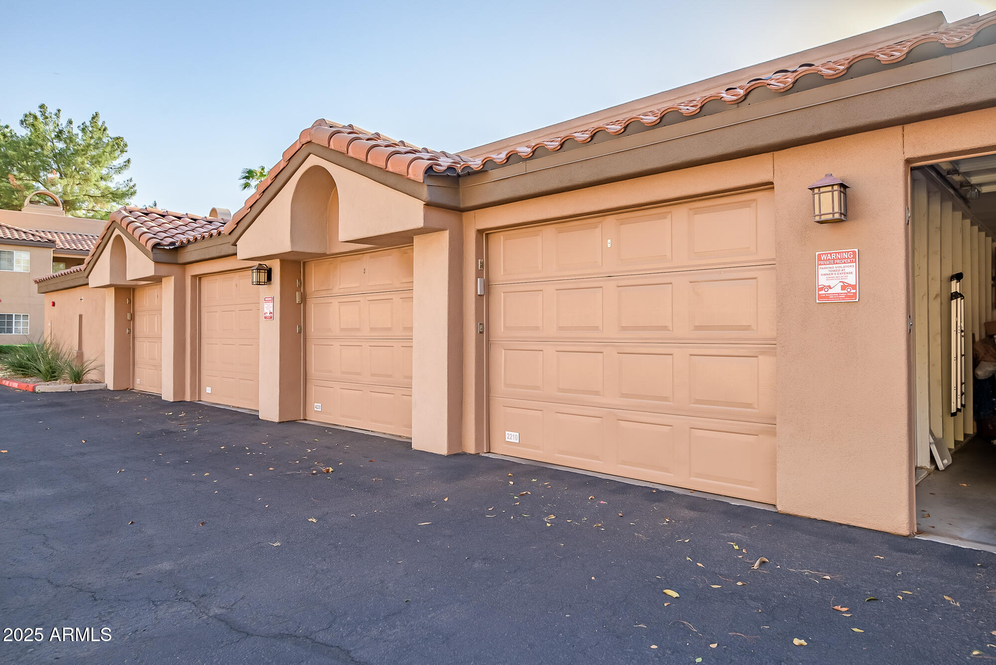 10101 N ARABIAN Trail, 1005