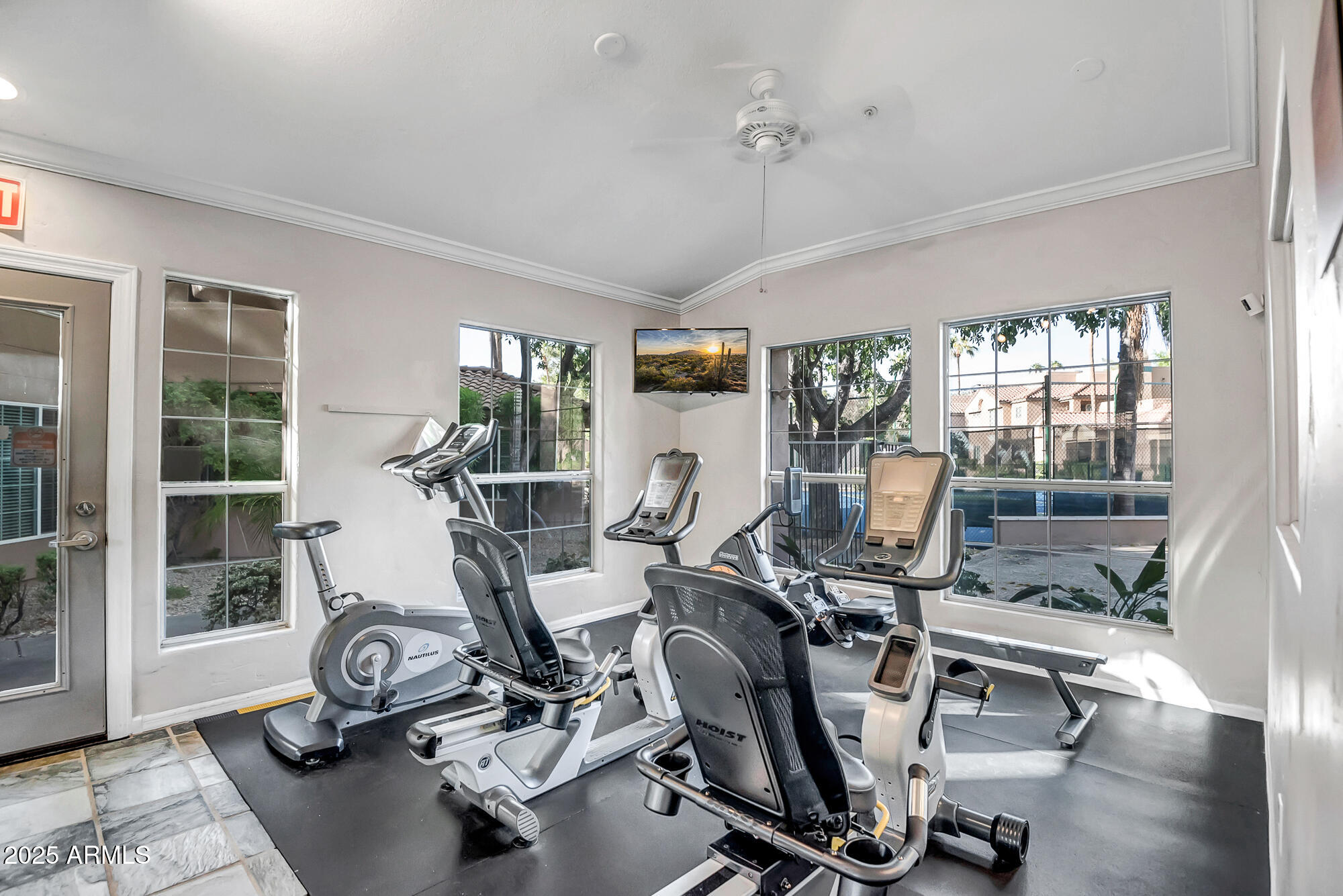 10101 N ARABIAN Trail, 1005