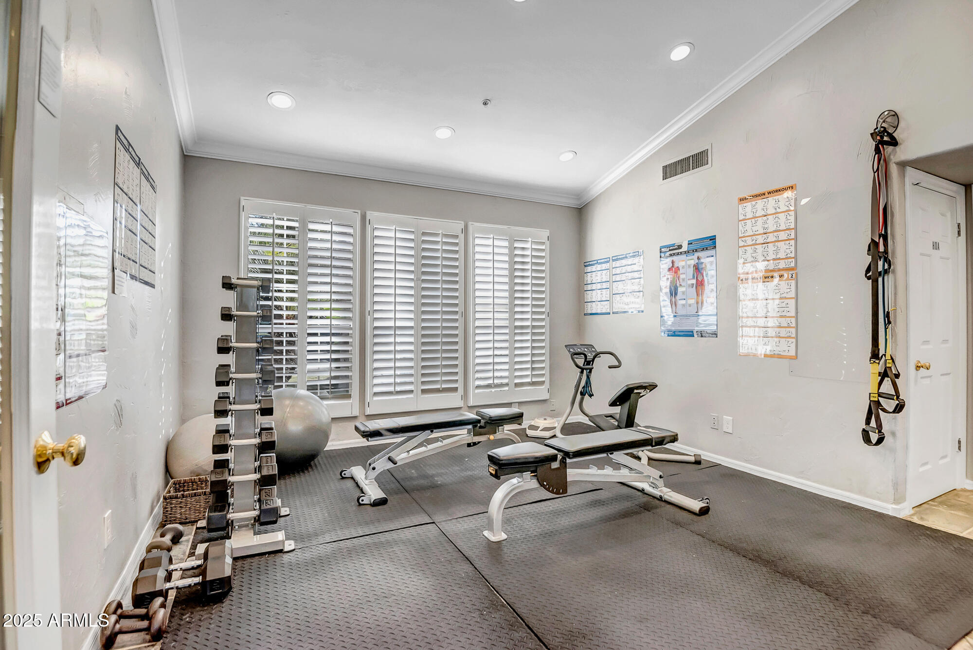 10101 N ARABIAN Trail, 1005