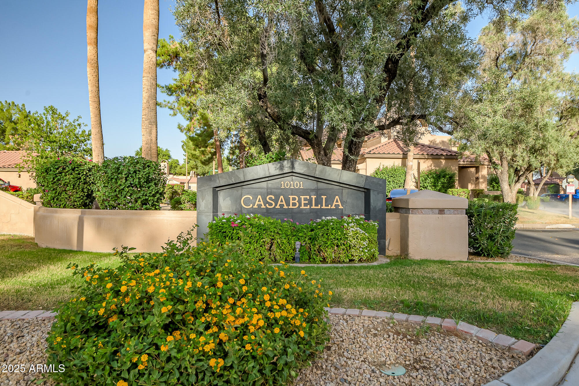 10101 N ARABIAN Trail, 1005
