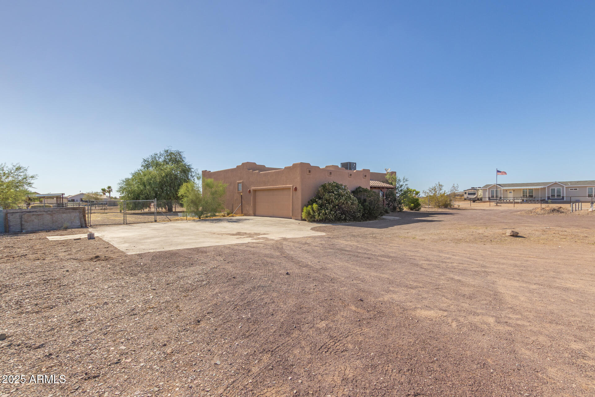 28914 N 253RD Drive