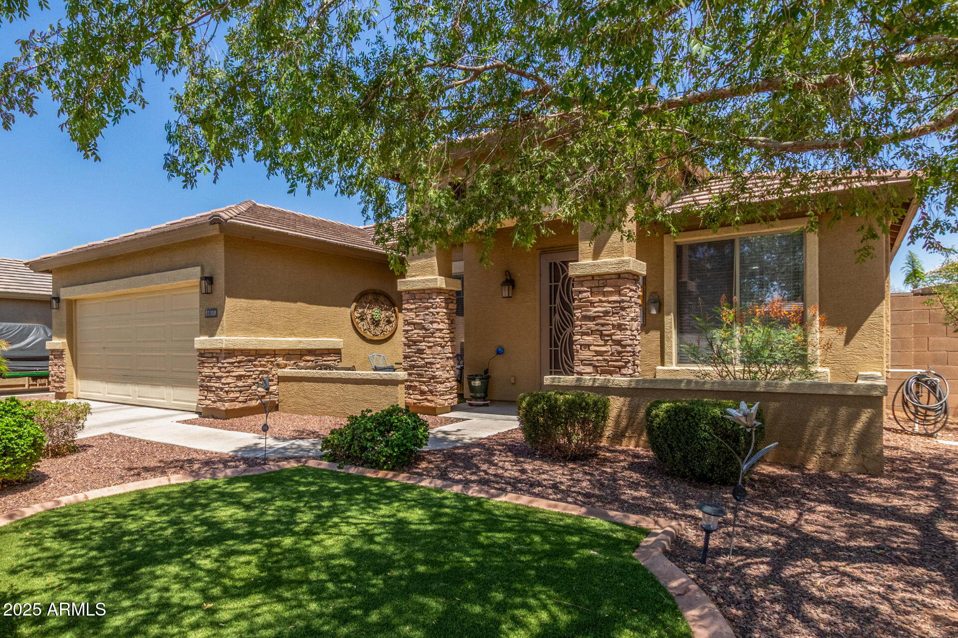 11310 W HOLLY Street