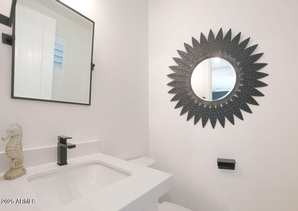 3923 E GALVESTON Street