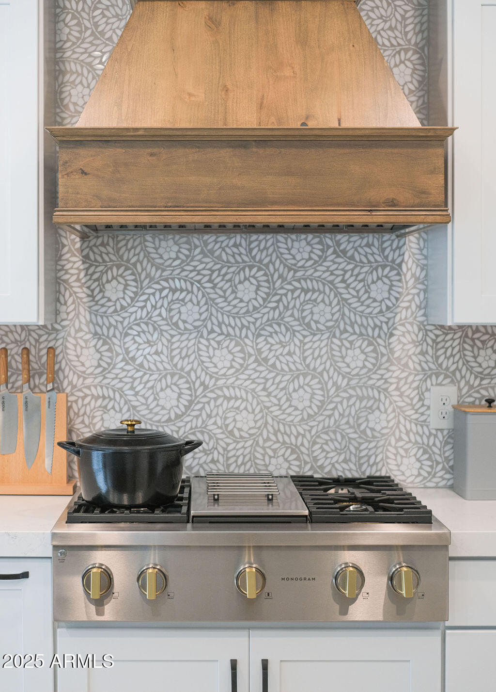 3923 E GALVESTON Street