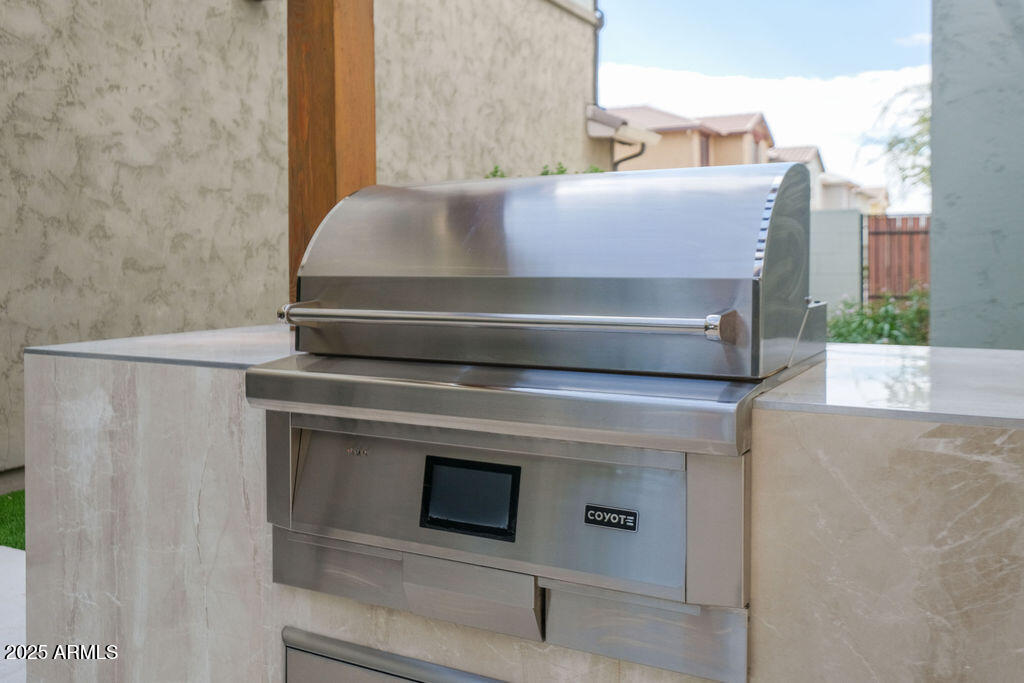 3923 E GALVESTON Street