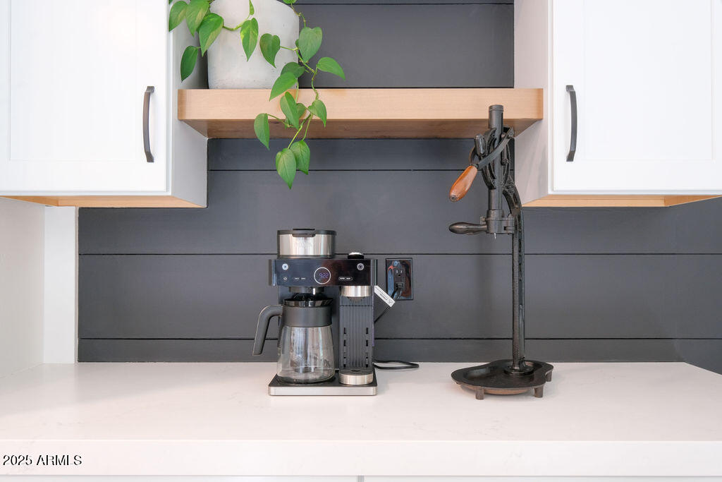 3923 E GALVESTON Street